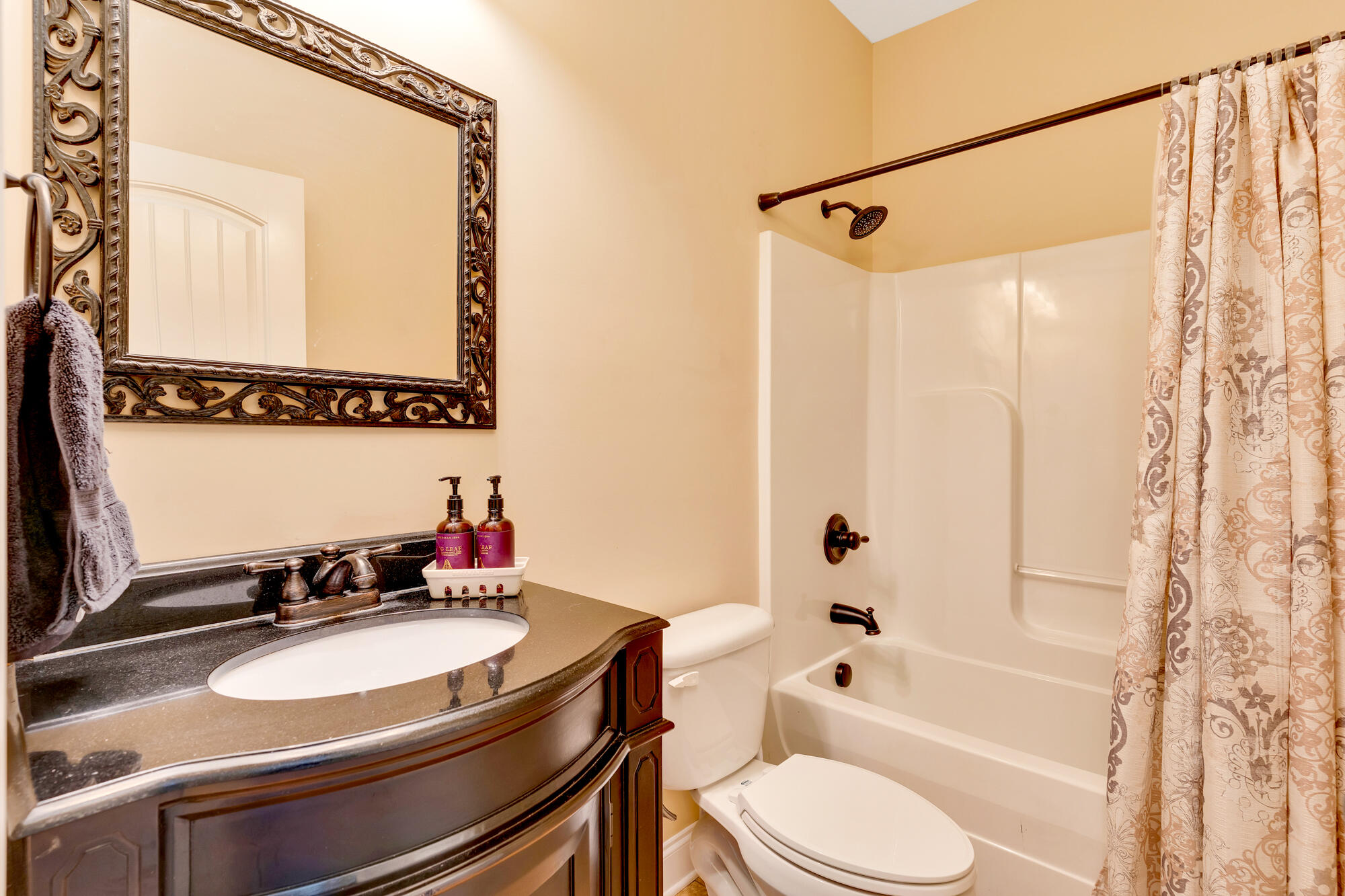 9542 Hastings Way