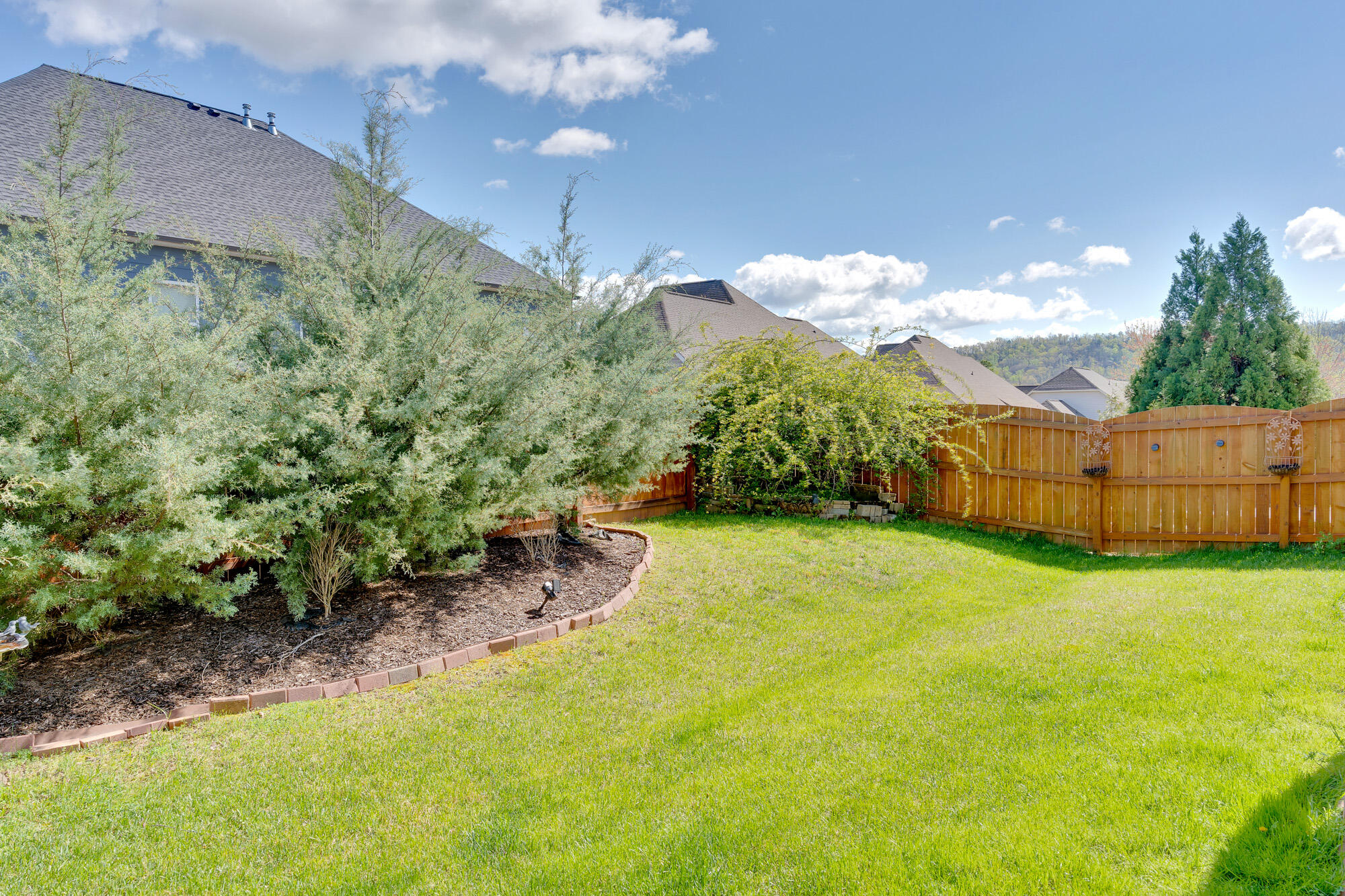 9542 Hastings Way