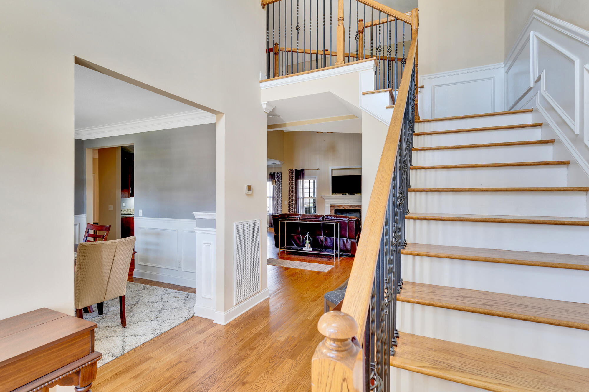 9542 Hastings Way