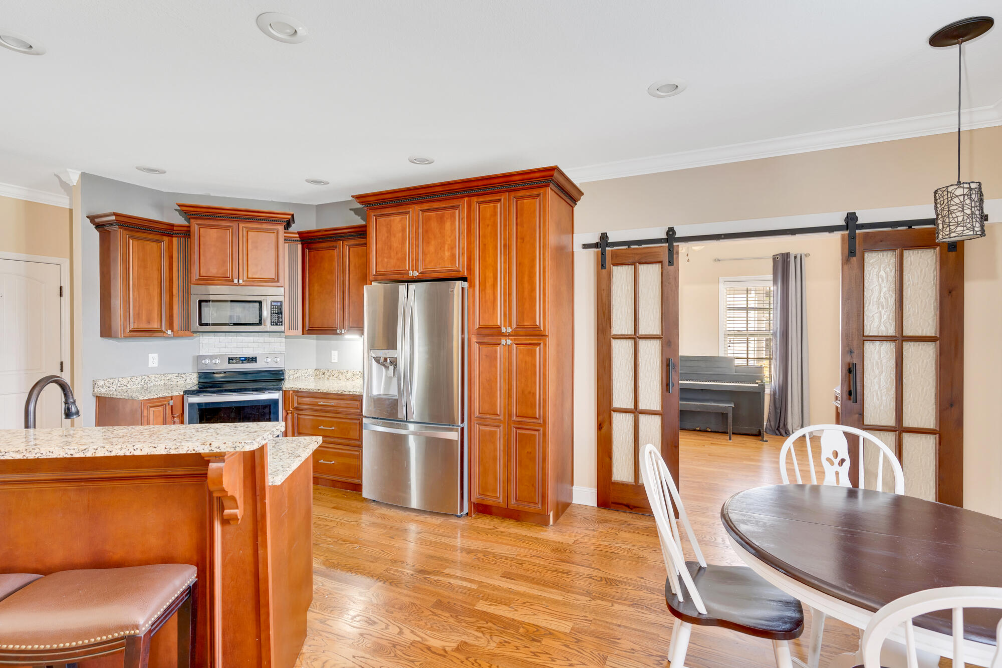 9542 Hastings Way