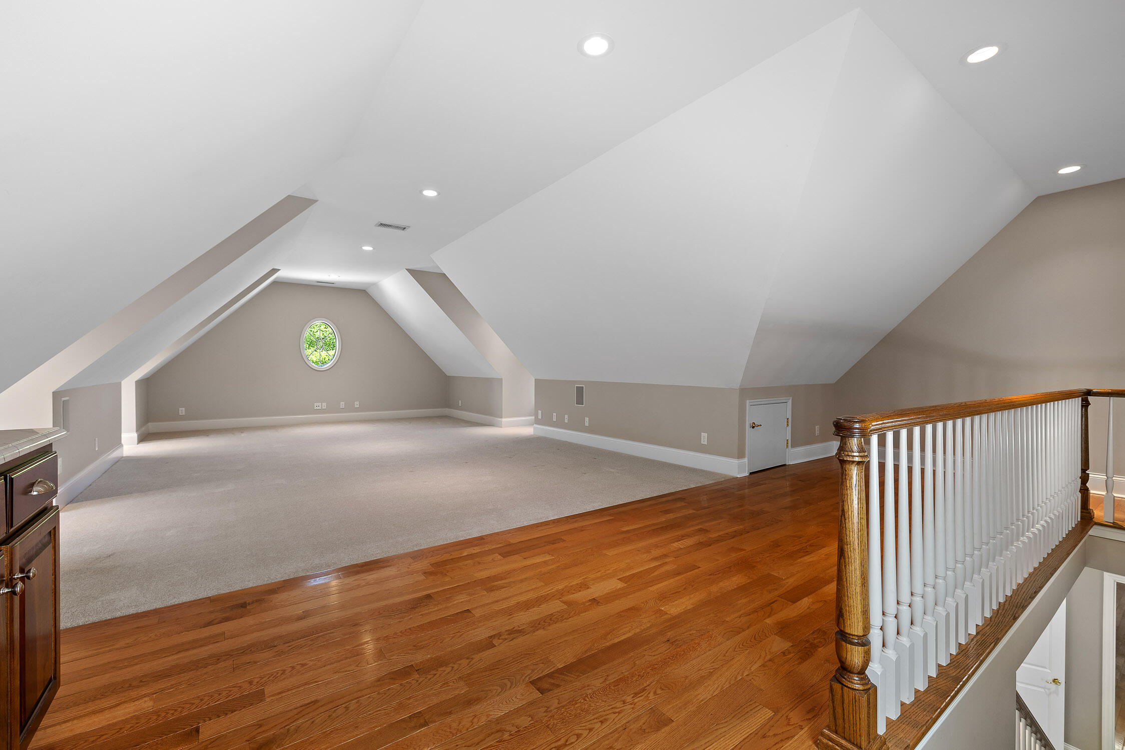 421 Saratoga Place
