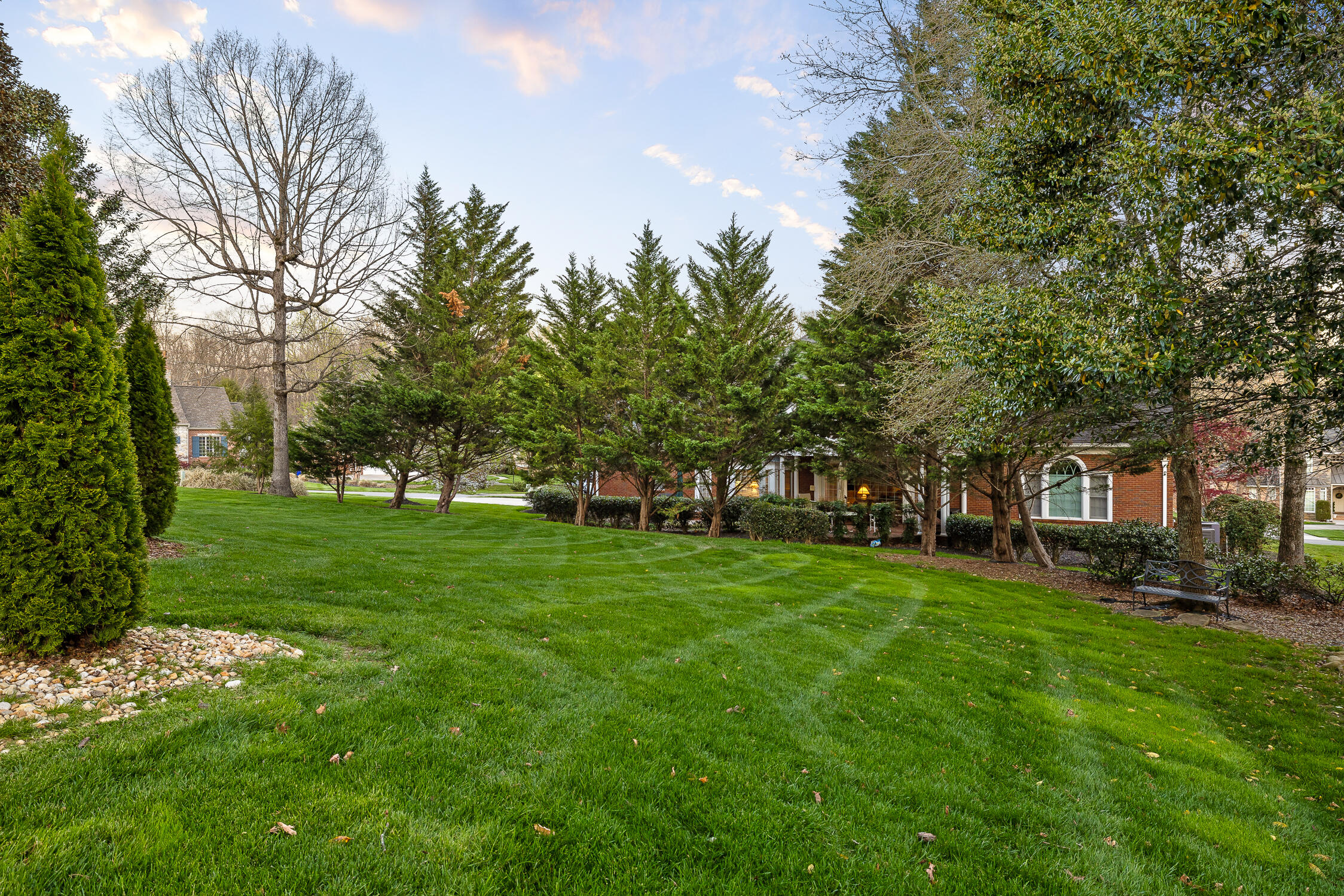 421 Saratoga Place