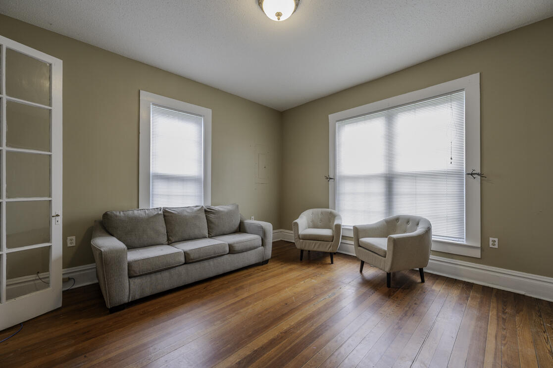 2504 Union Avenue
