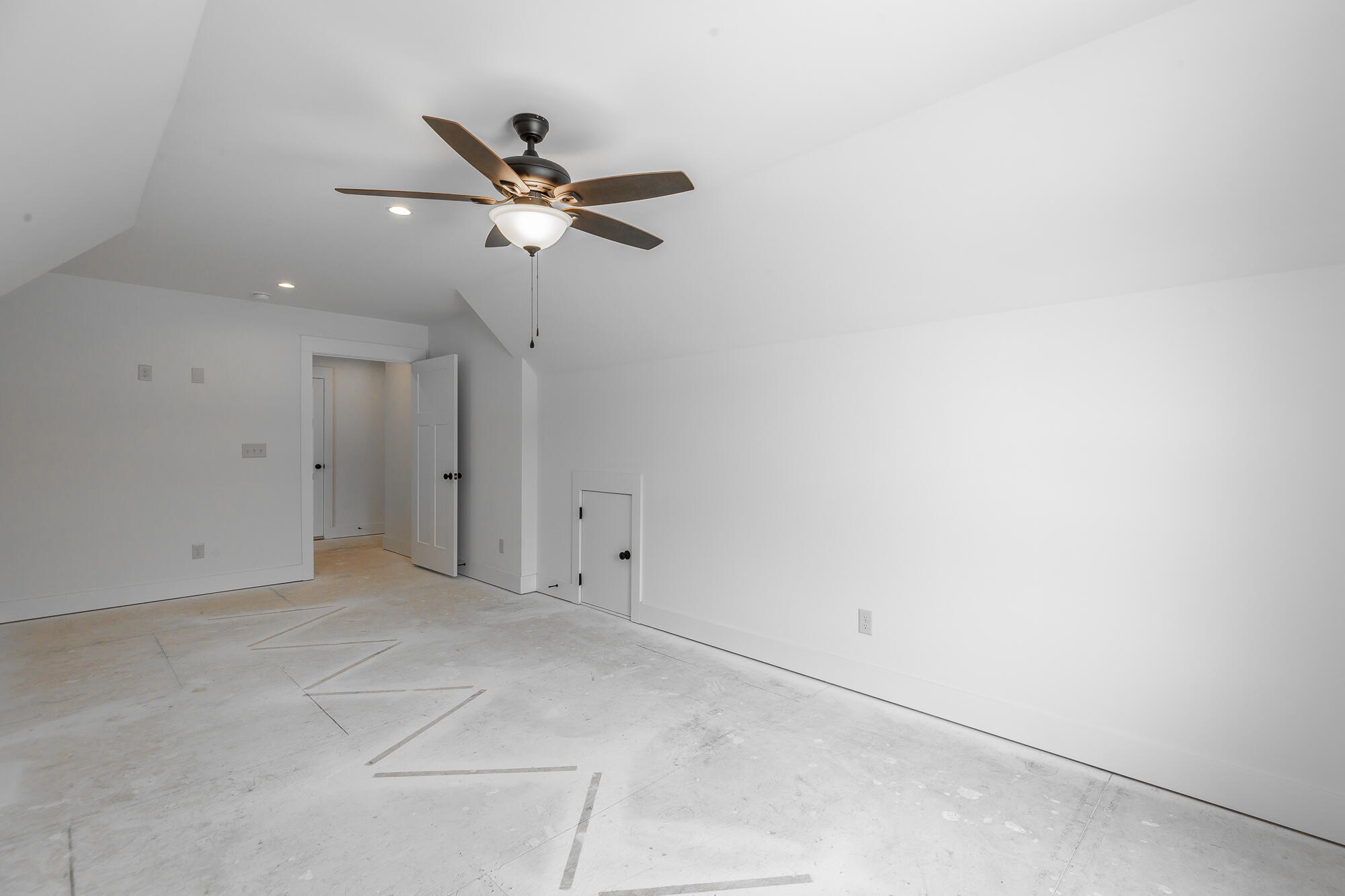 144 Willow Grove Court, 80