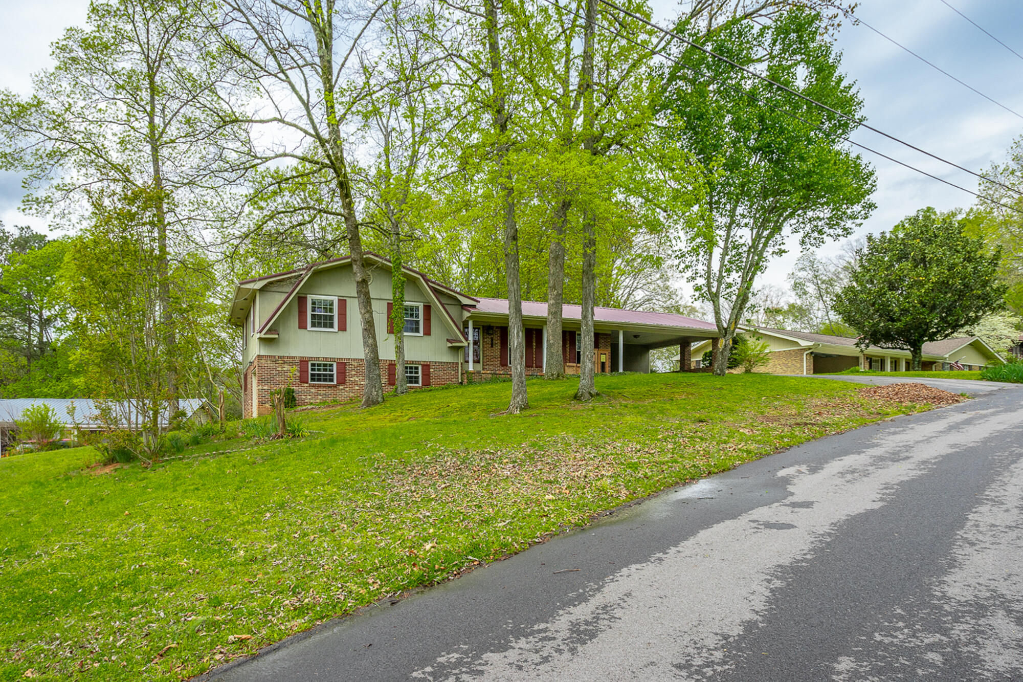 3010 NW Tomahawk Circle