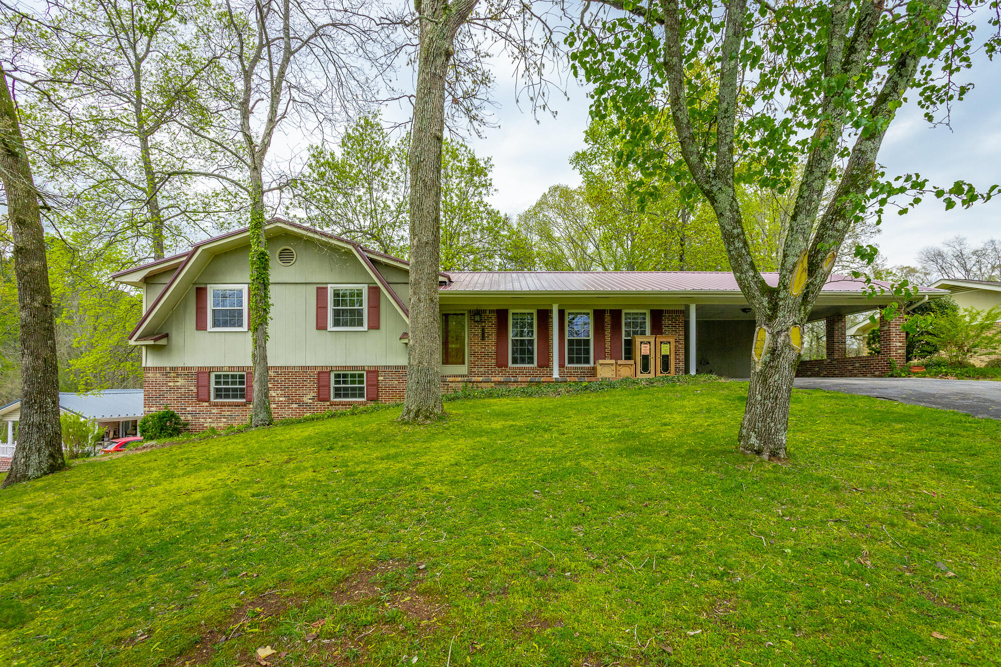 3010 NW Tomahawk Circle
