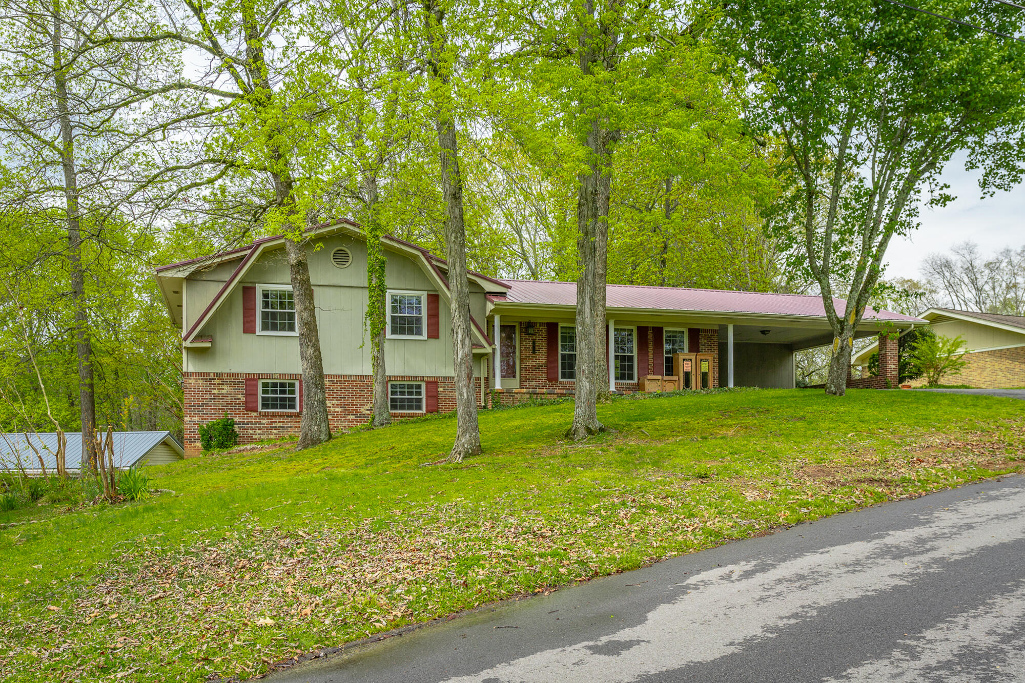 3010 NW Tomahawk Circle