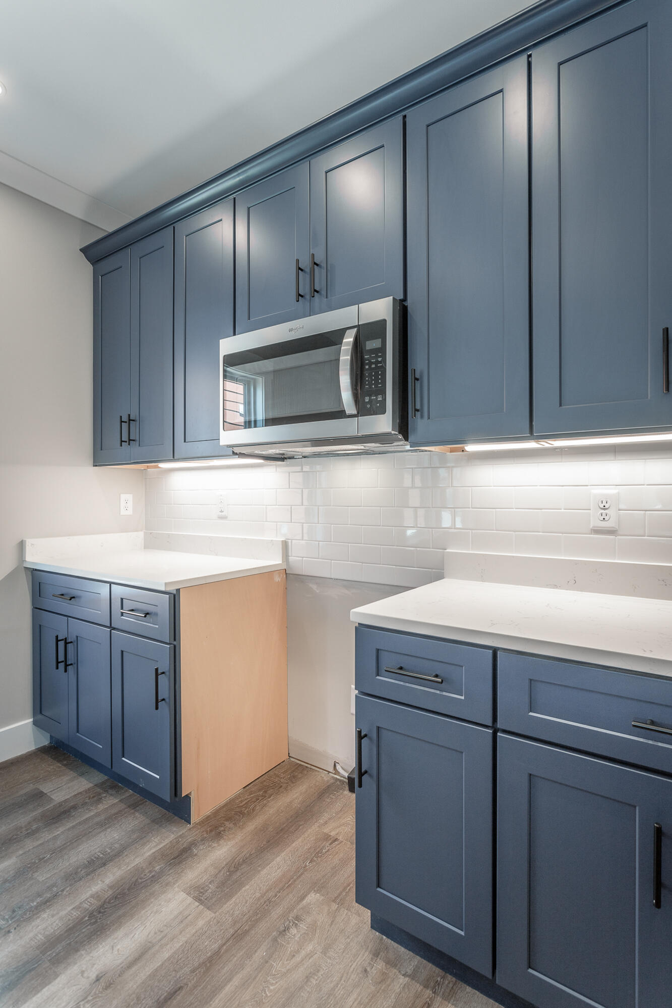 419 Willow Grove Court, 32