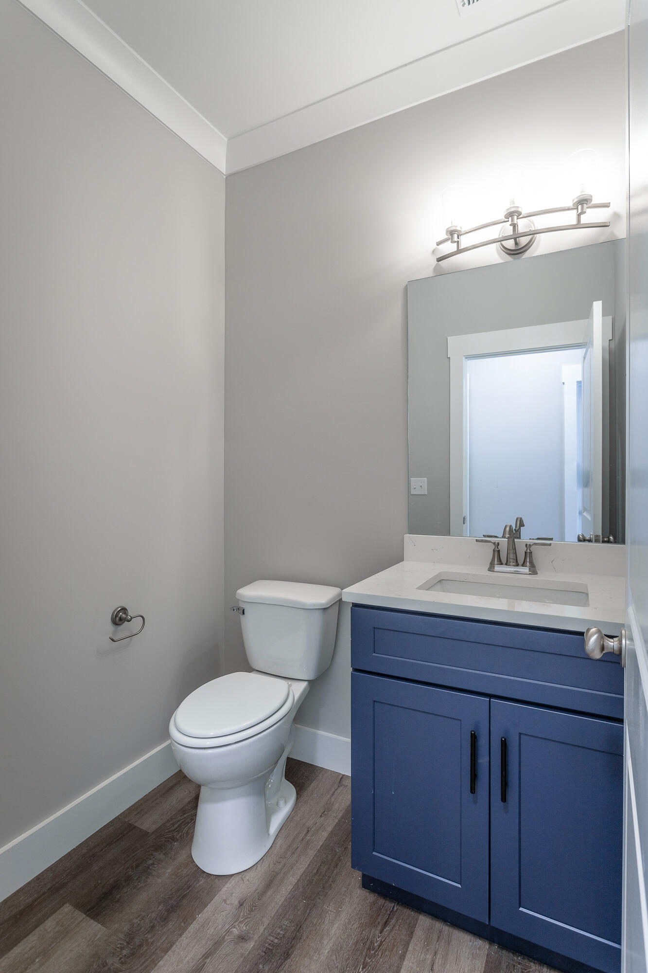 419 Willow Grove Court, 32