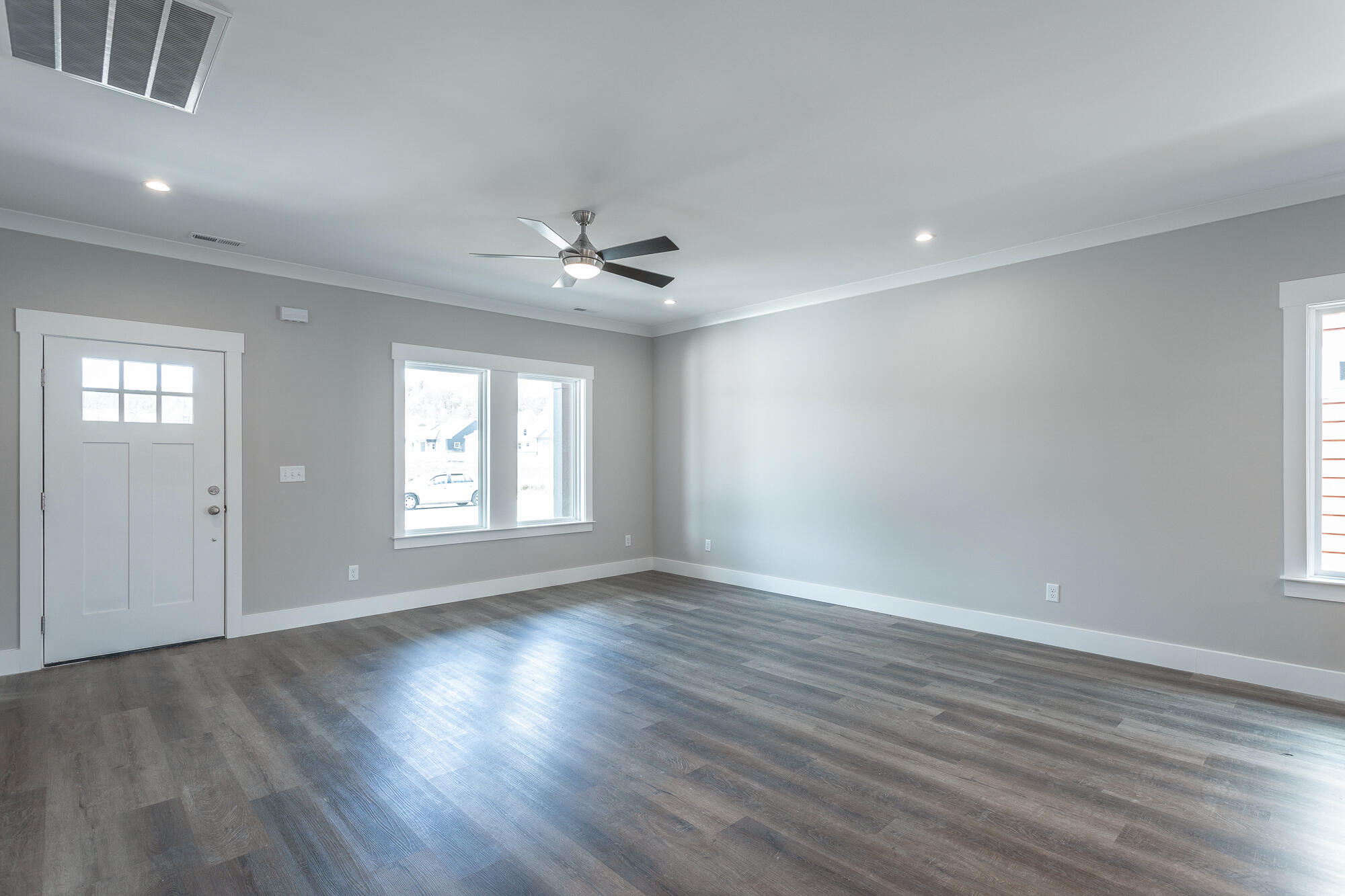 419 Willow Grove Court, 32