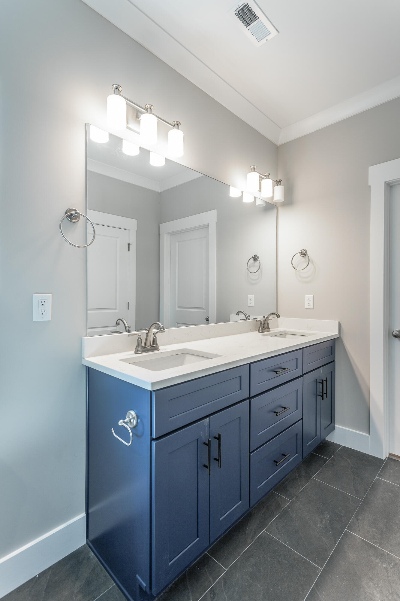 419 Willow Grove Court, 32