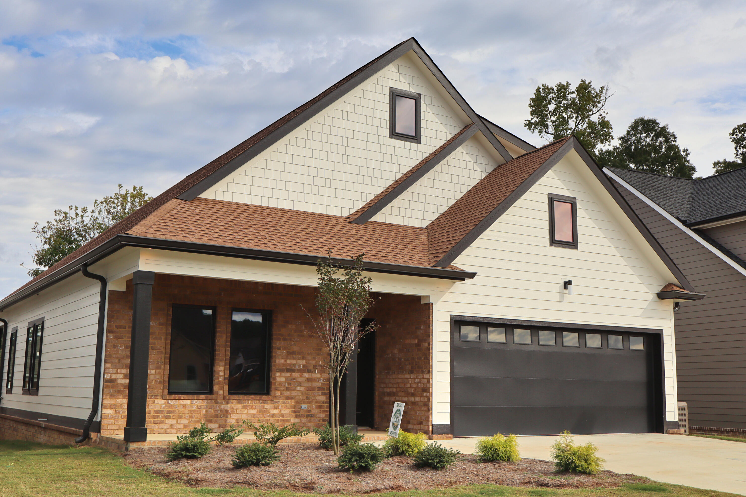 419 Willow Grove Court, 32
