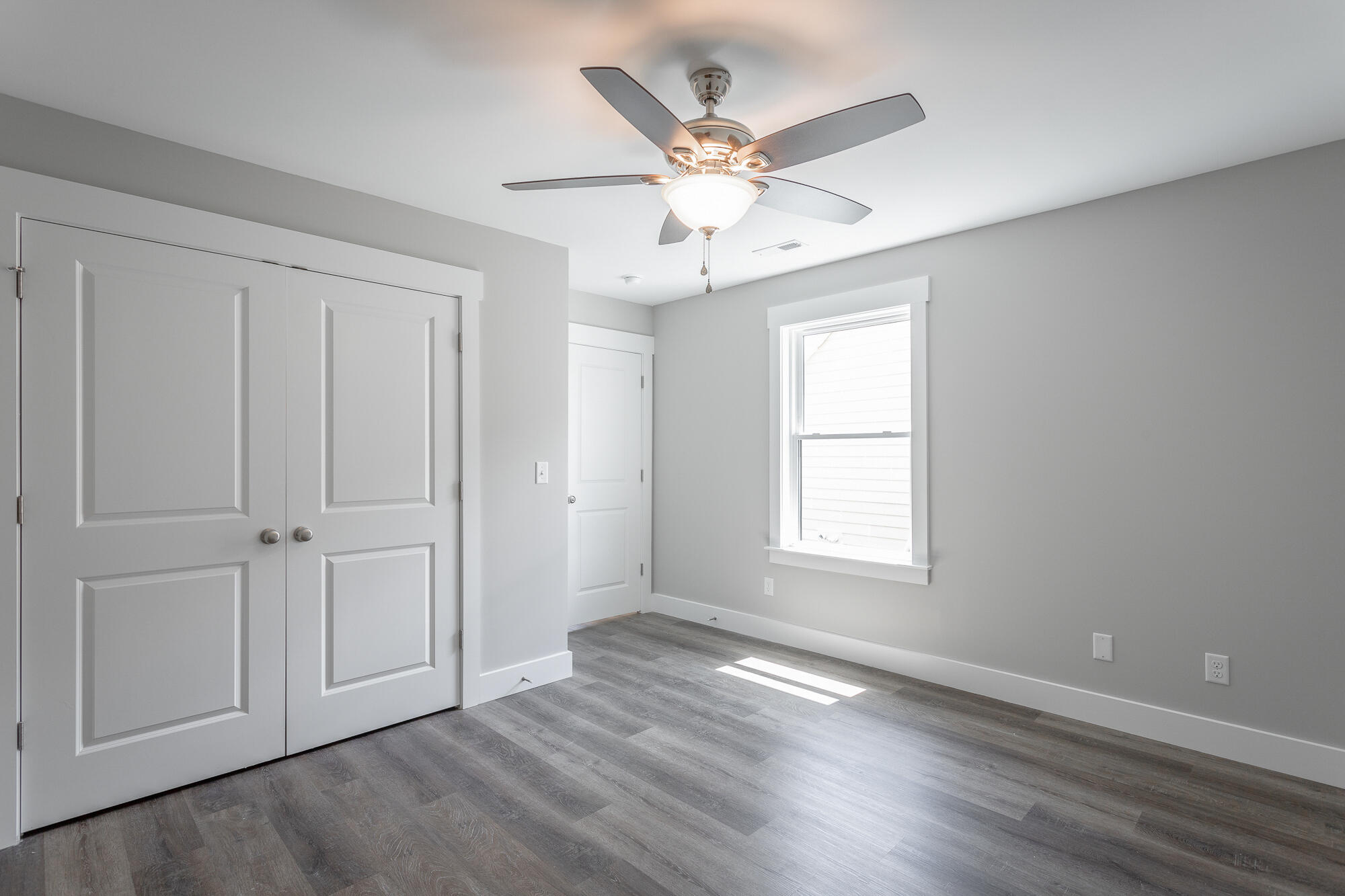 419 Willow Grove Court, 32