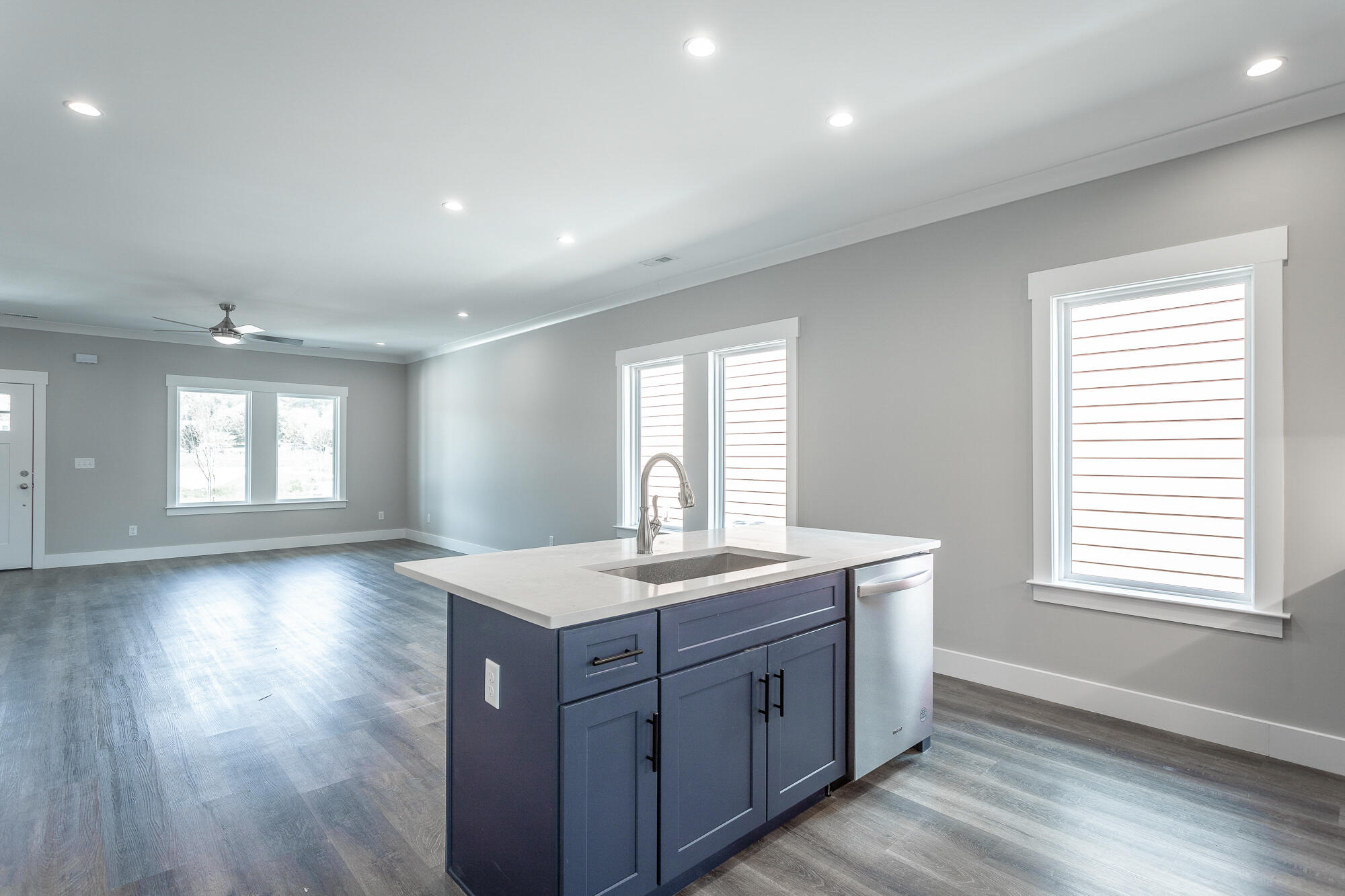 419 Willow Grove Court, 32