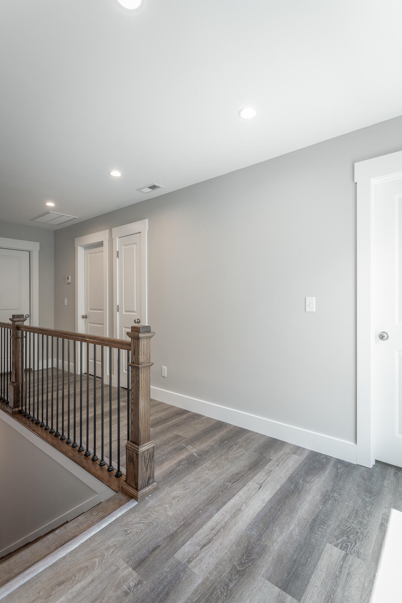 419 Willow Grove Court, 32