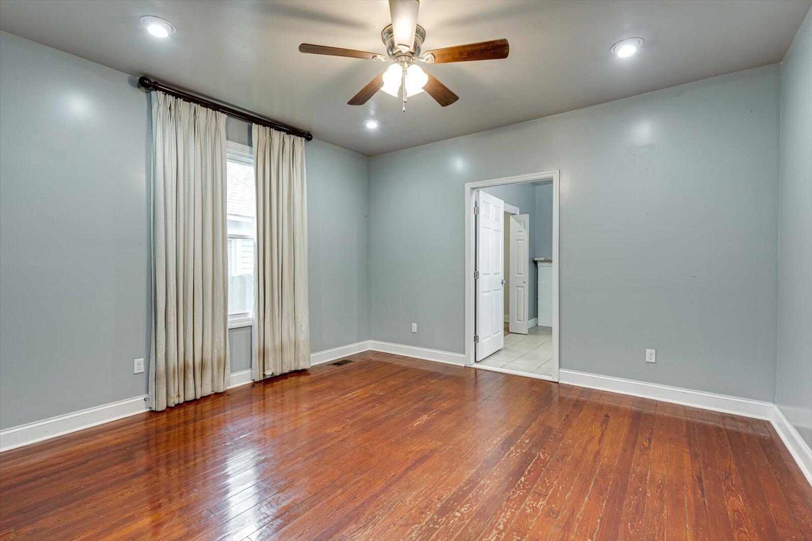 707 Spears Ave