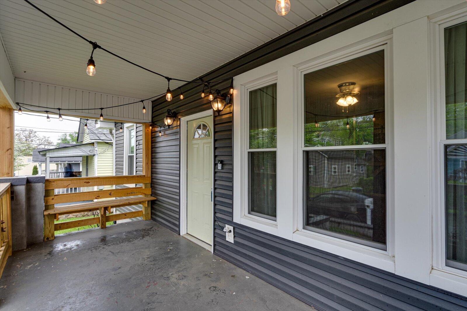 707 Spears Ave