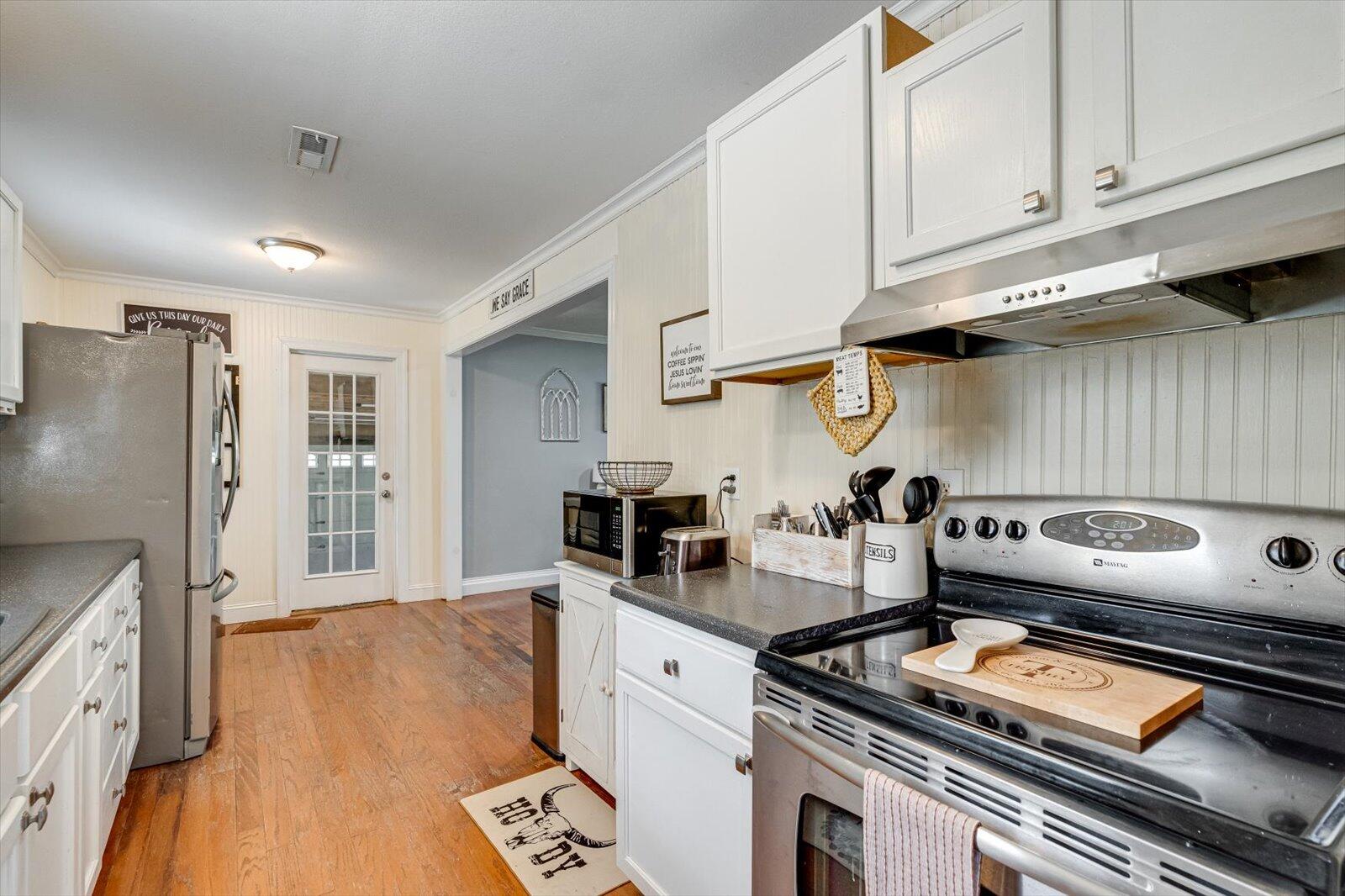 13751 Lillard Road