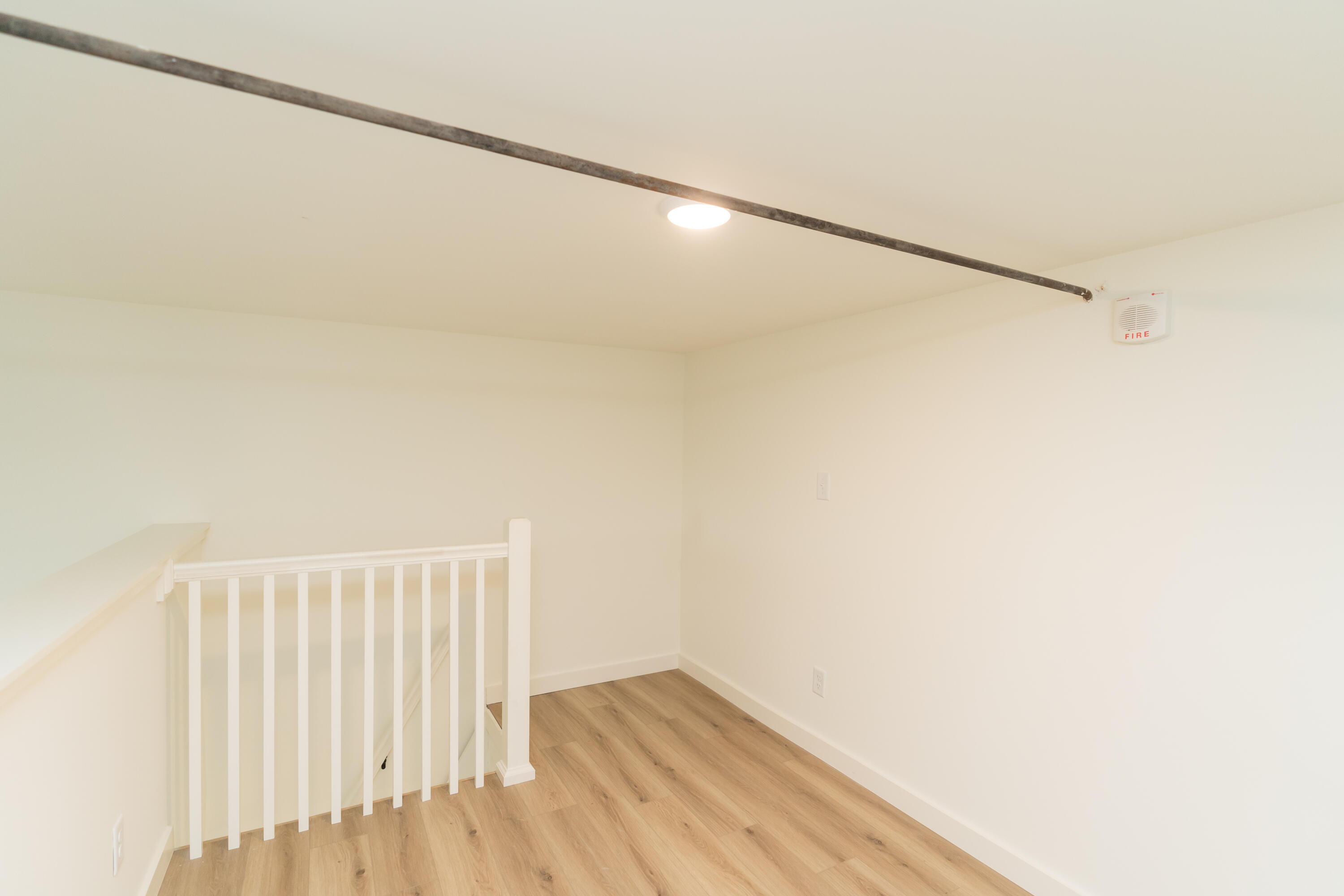 745 E Main Street, 115