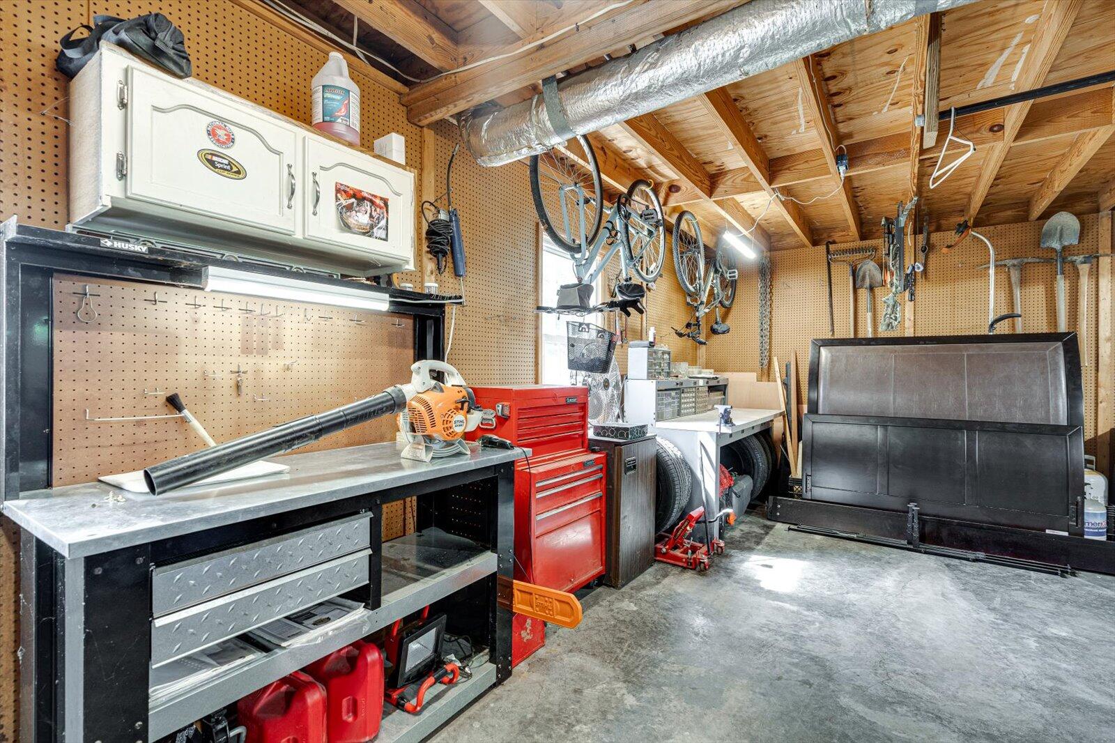 8810 Hurricane Ridge Rd