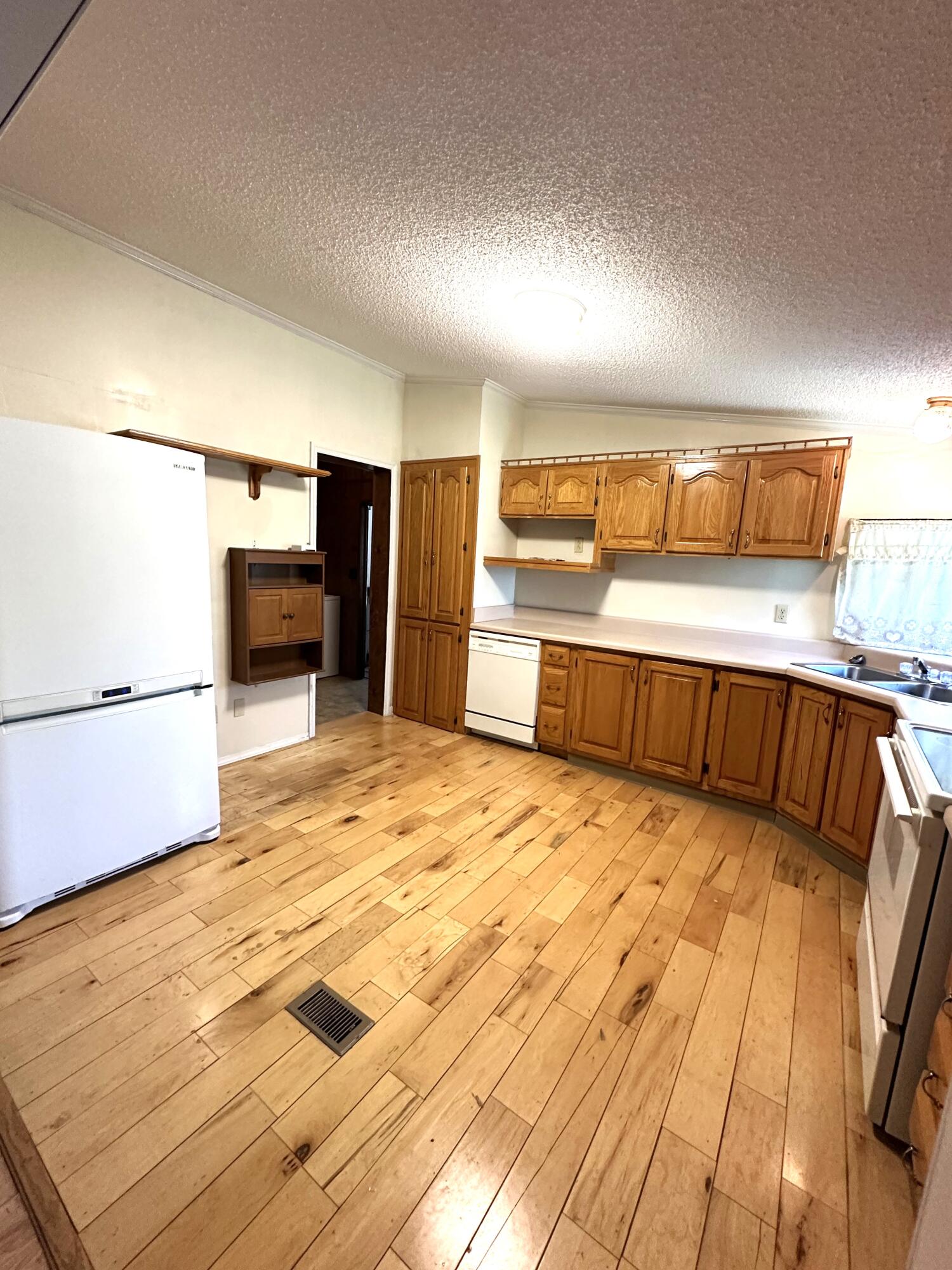 12607 Calypso Ln