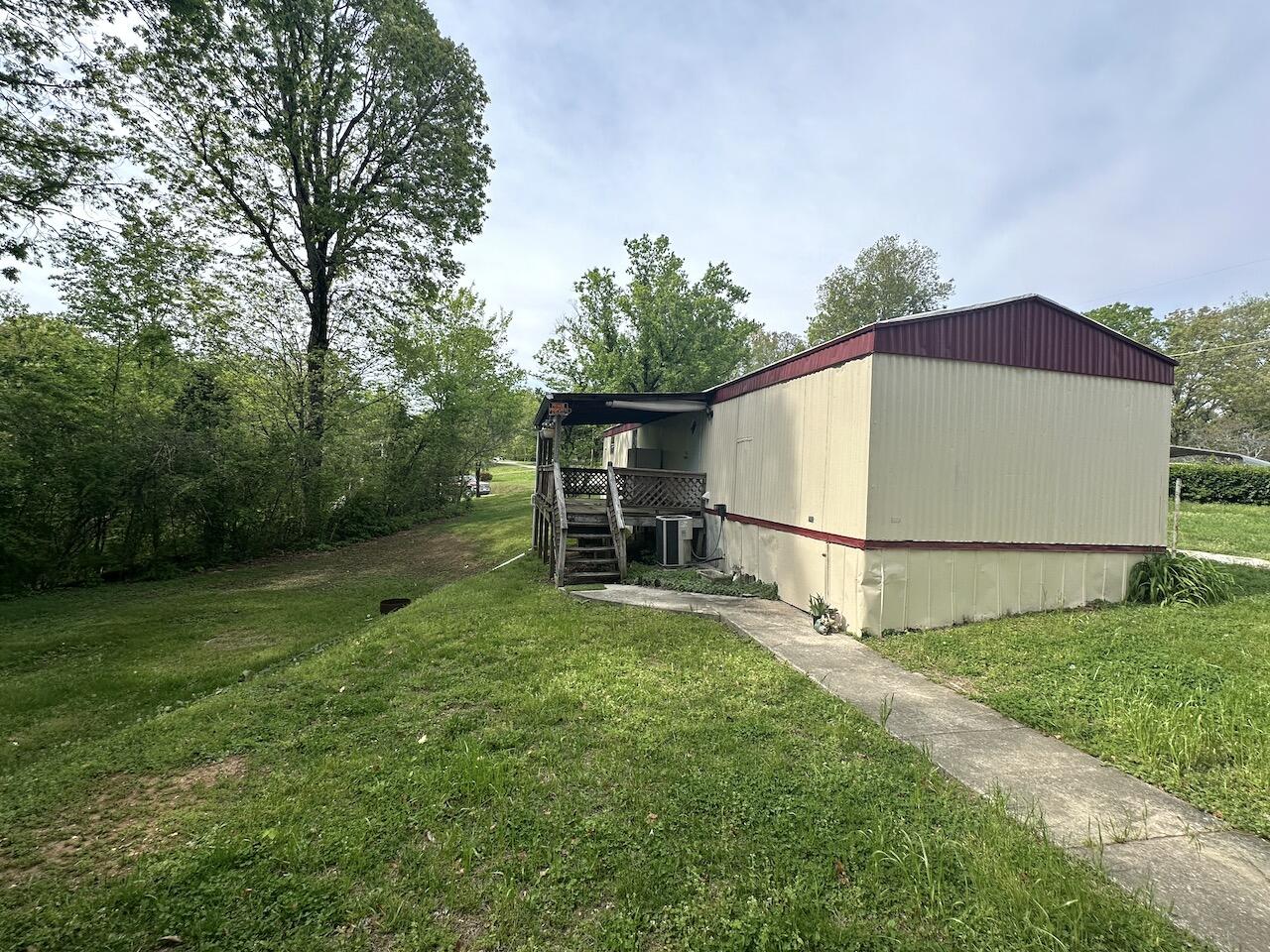 806 Sneed Rd