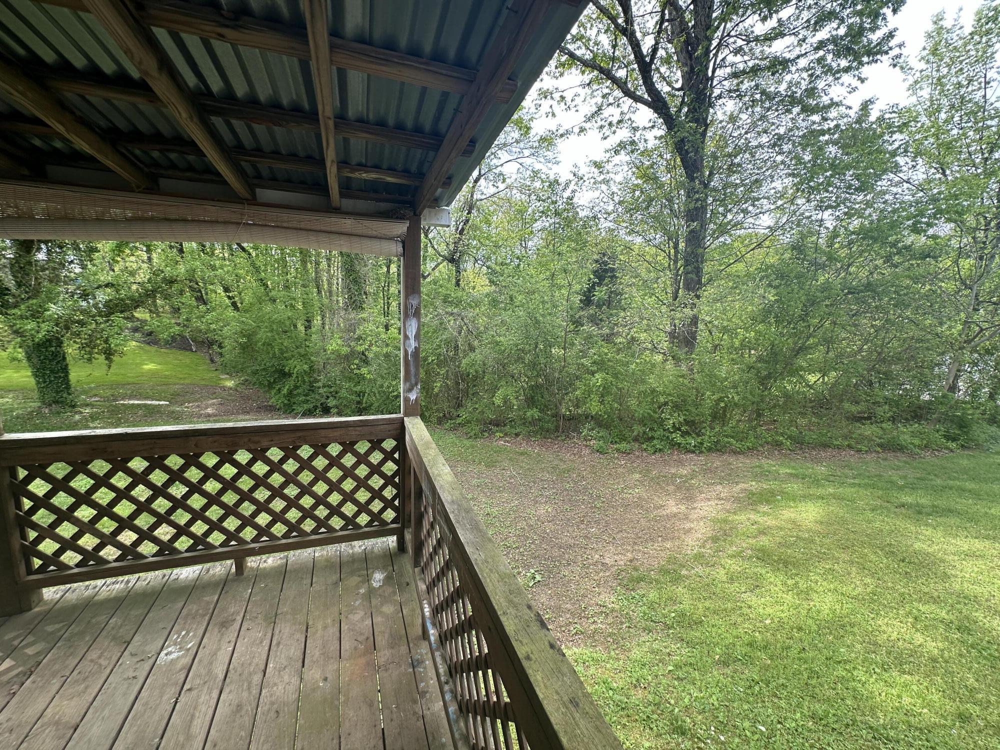 806 Sneed Rd