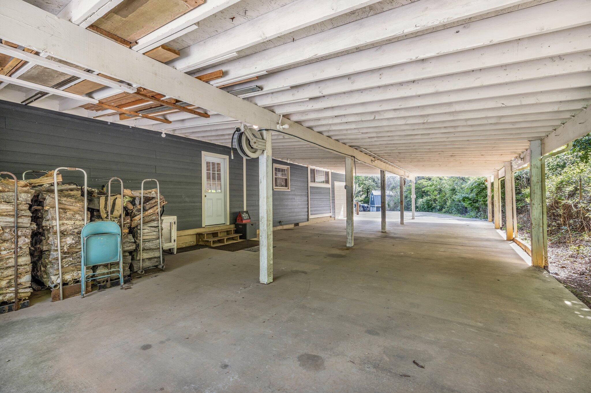 3407 Martin Rd
