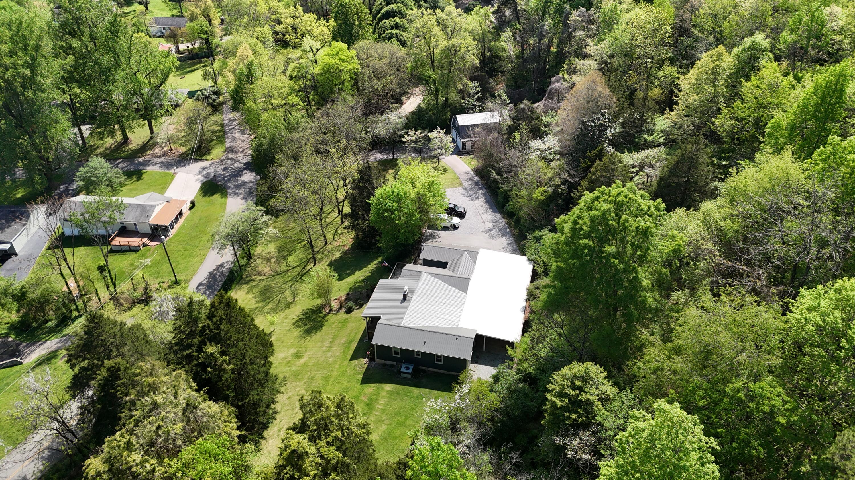 3407 Martin Rd