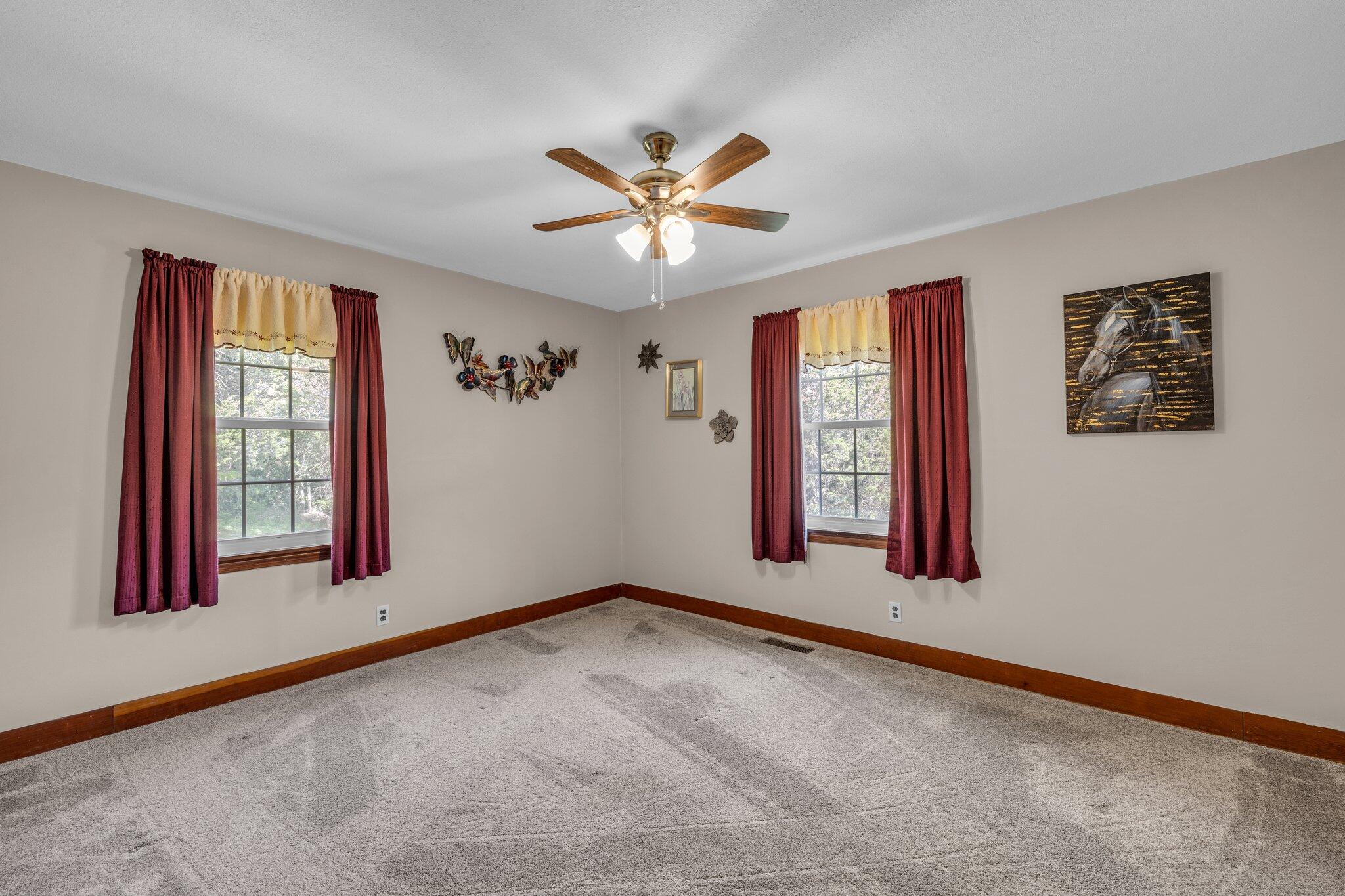 3407 Martin Rd
