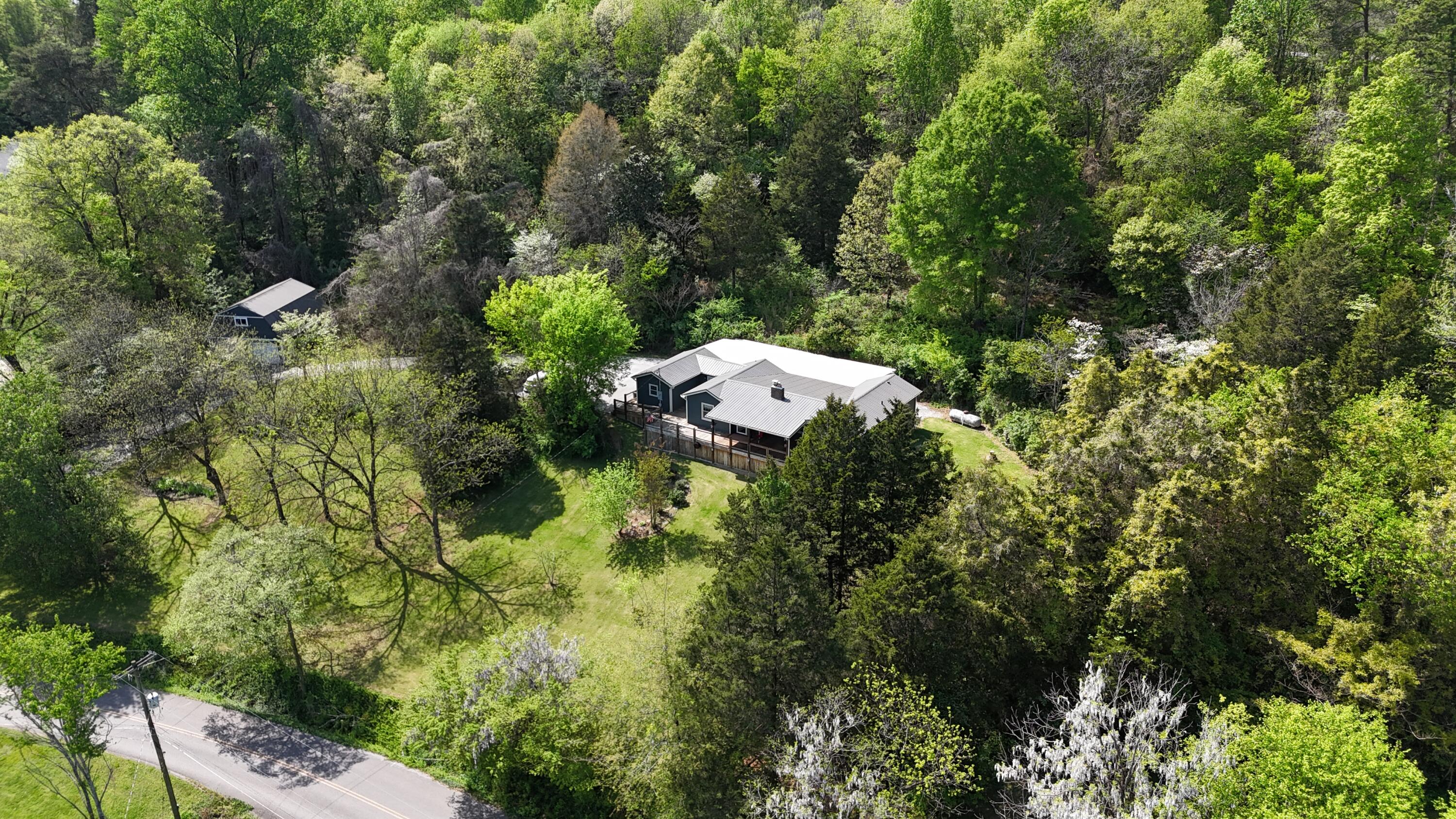 3407 Martin Rd