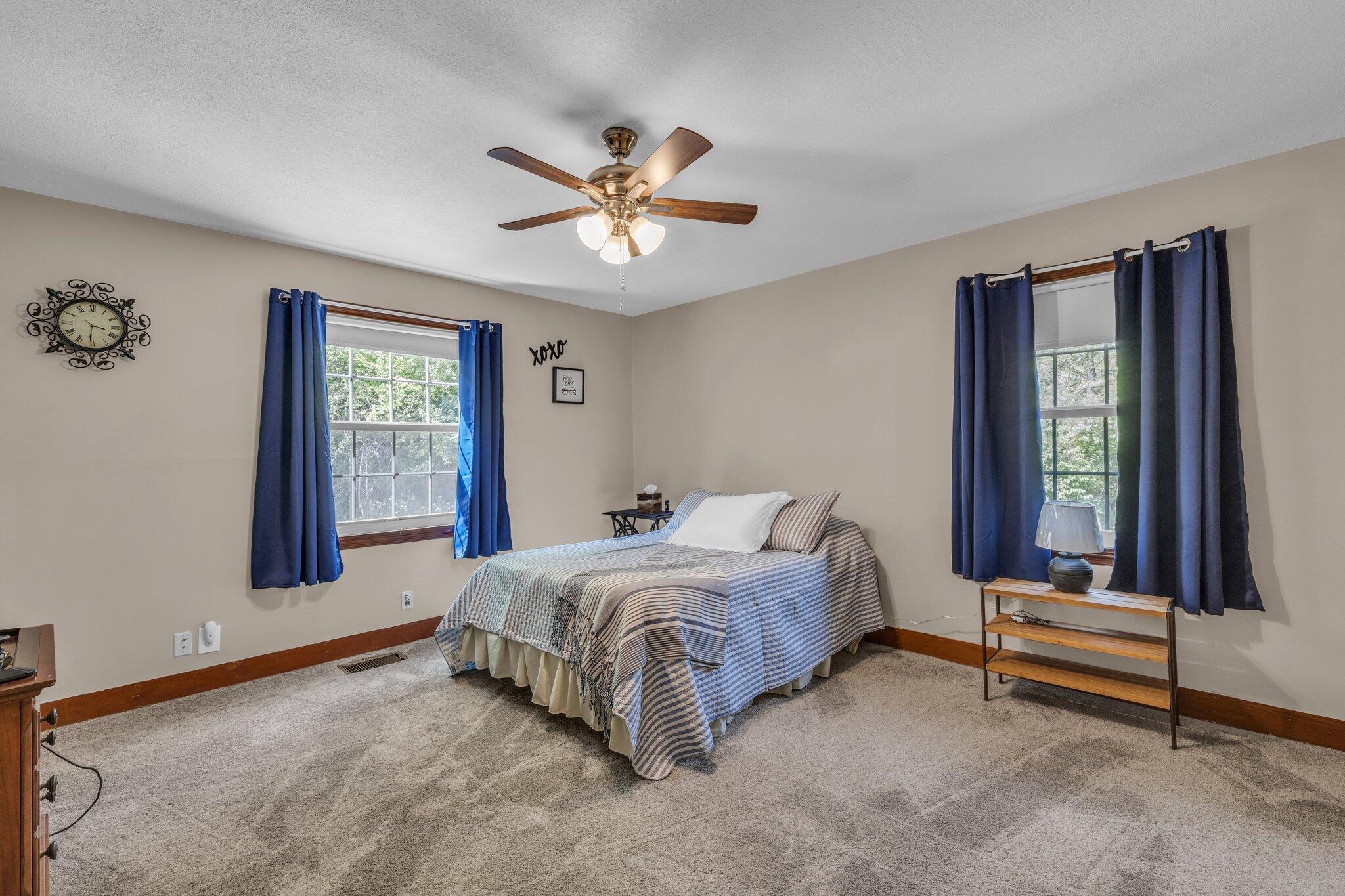 3407 Martin Rd