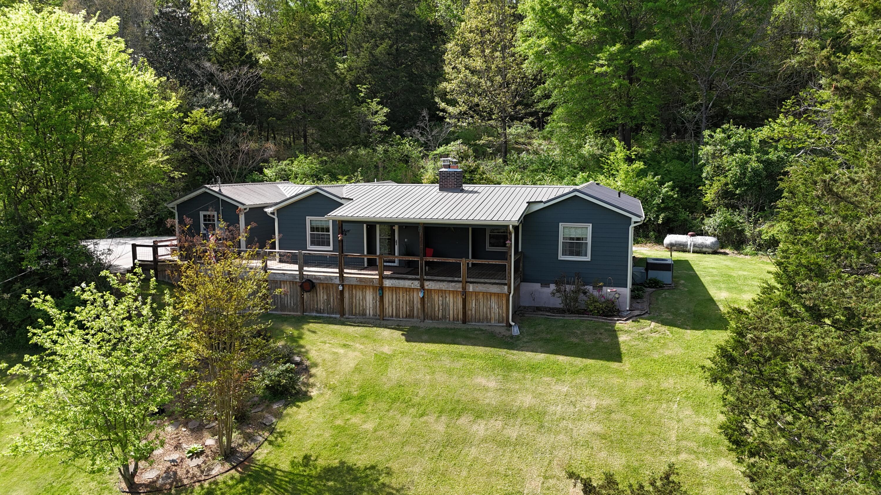 3407 Martin Rd