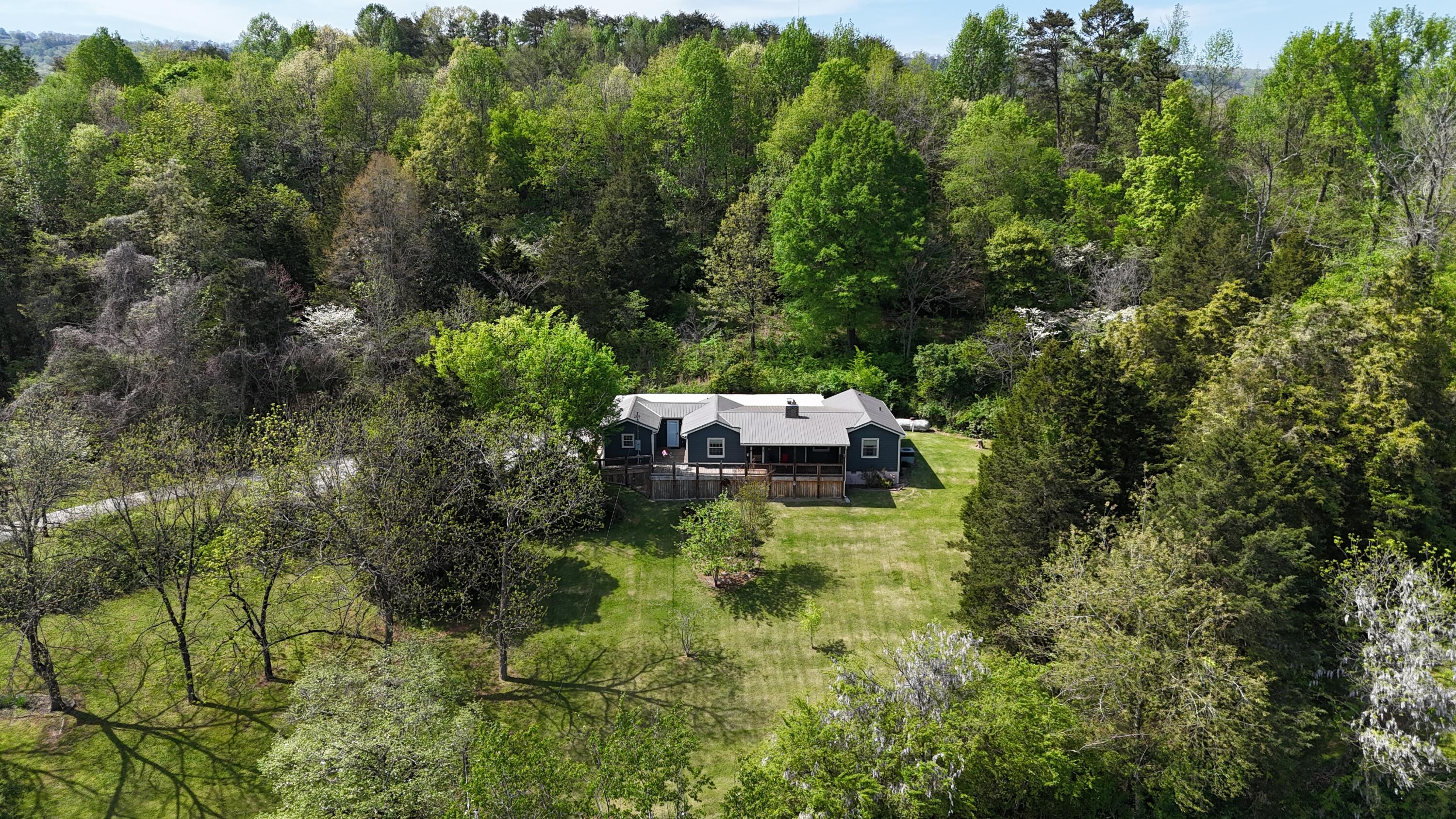 3407 Martin Rd