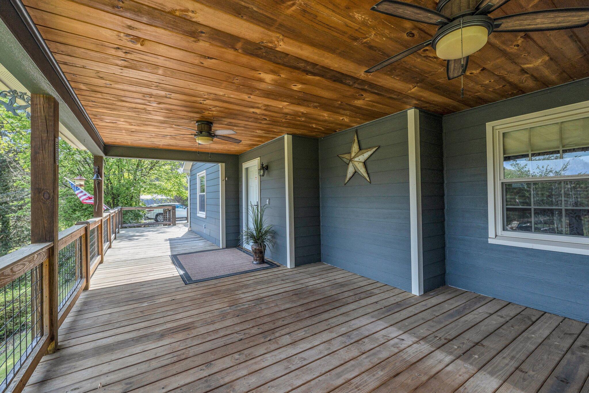 3407 Martin Rd