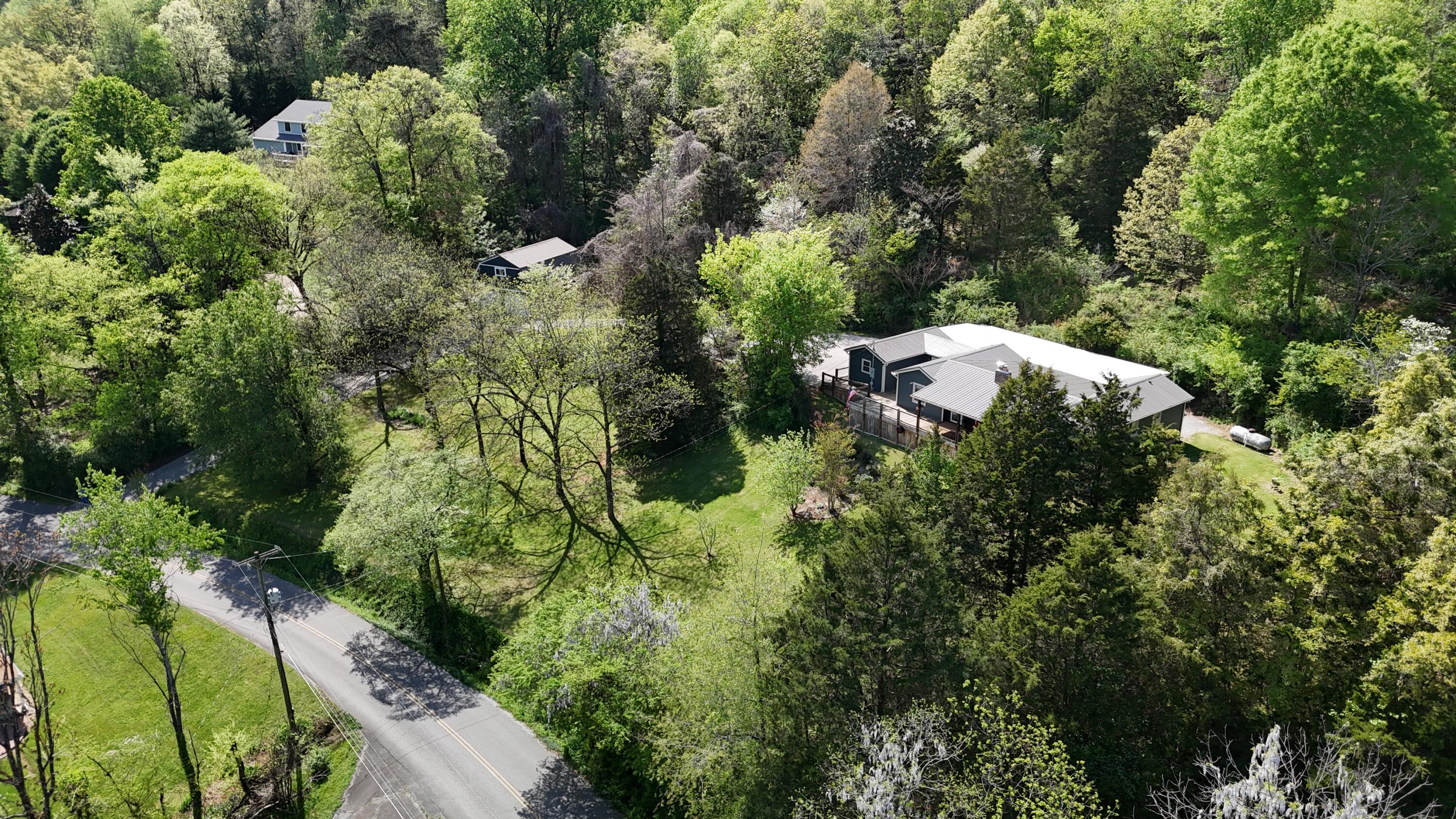 3407 Martin Rd
