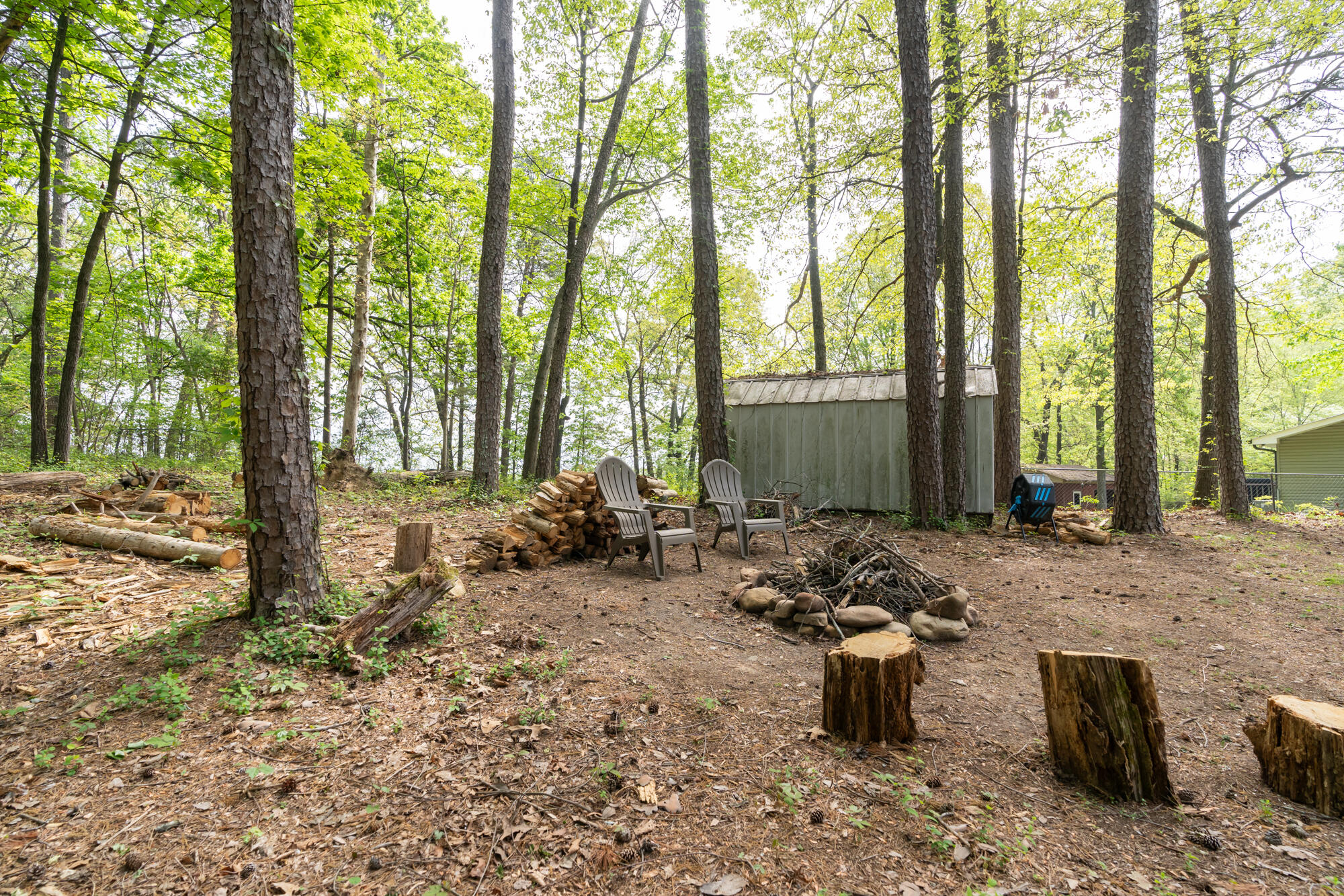 1627 Wendy Cir