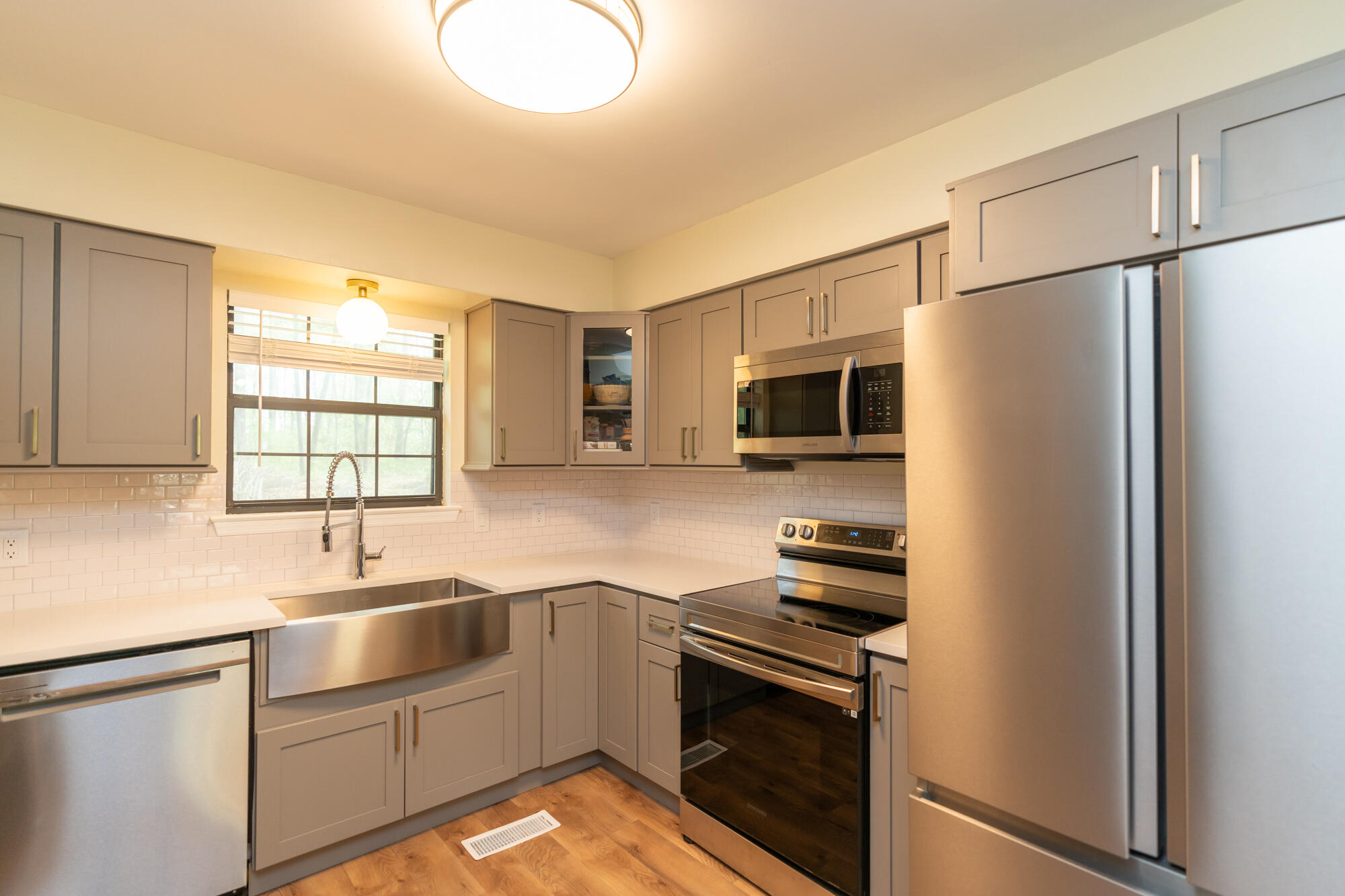 1627 Wendy Cir