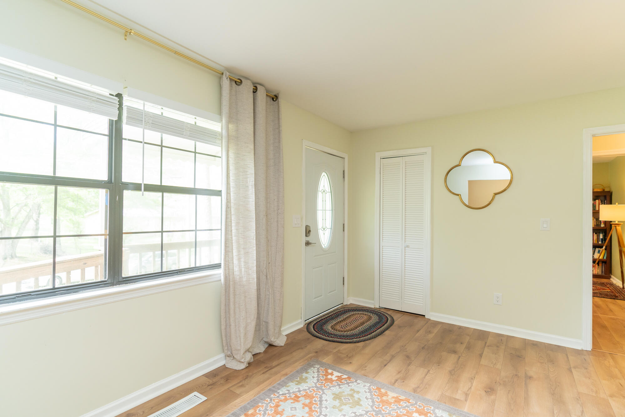 1627 Wendy Cir