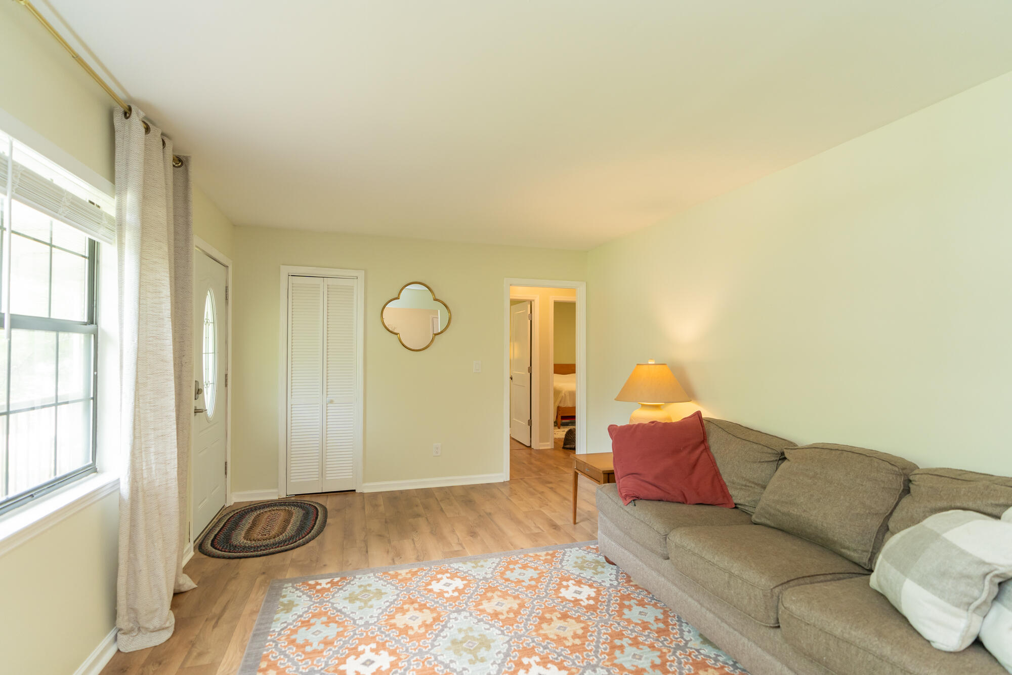 1627 Wendy Cir