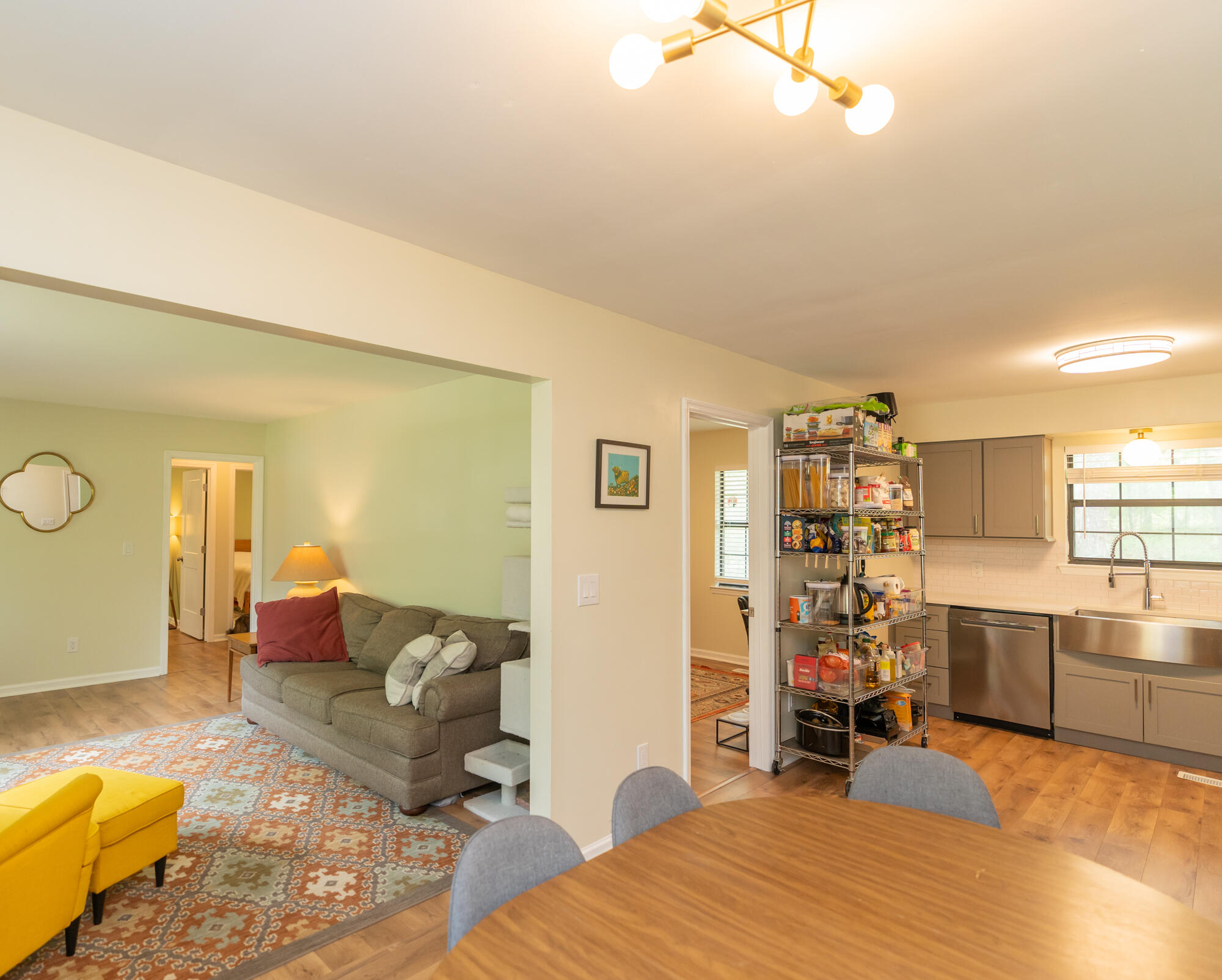 1627 Wendy Cir