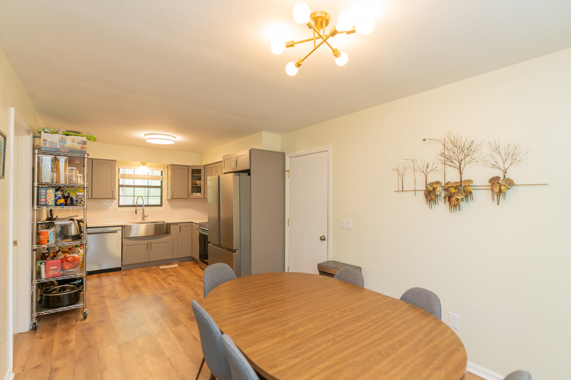 1627 Wendy Cir