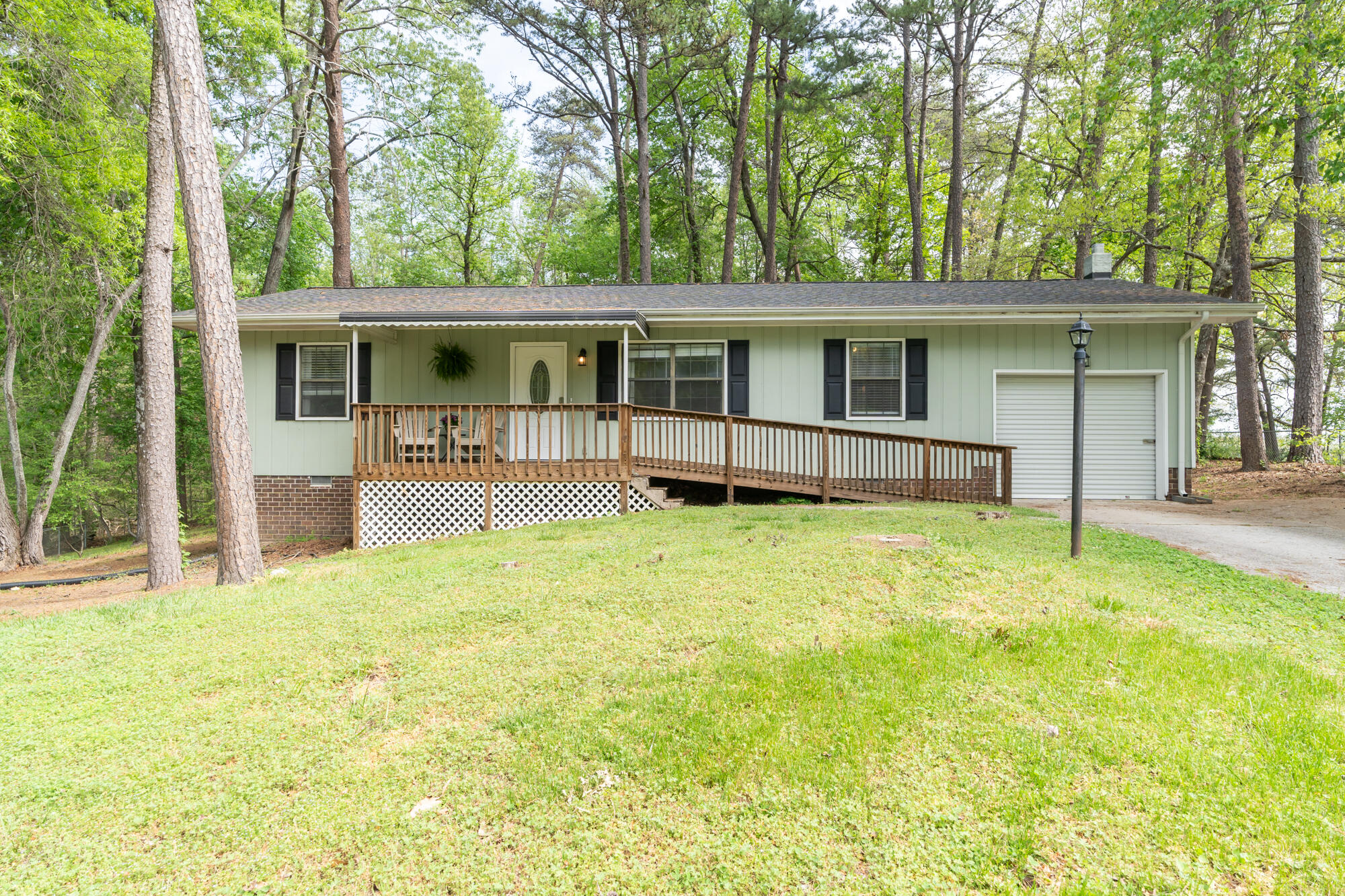 1627 Wendy Cir