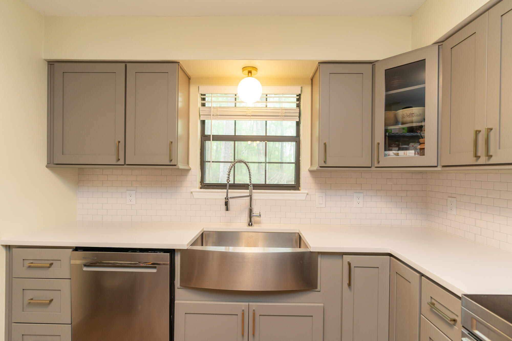 1627 Wendy Cir