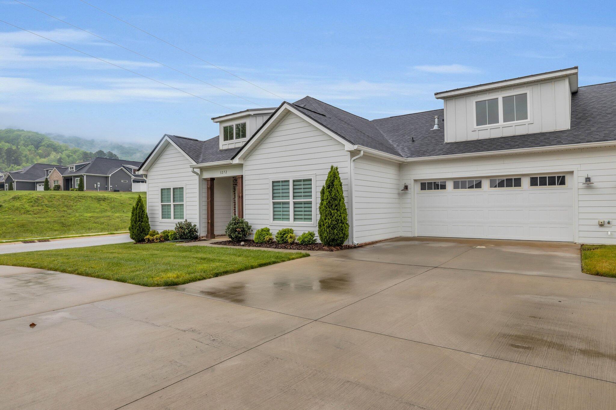 3272 Stone Creek Drive