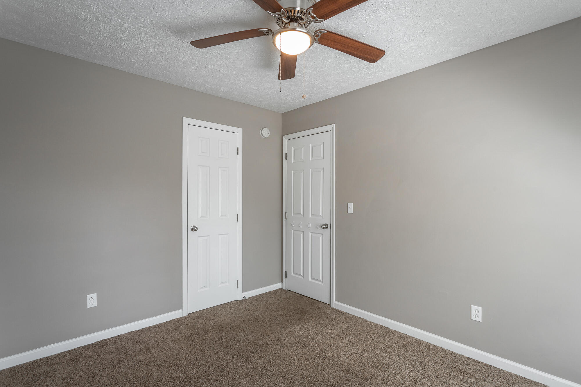 601 Gregory Lane, LaFayette