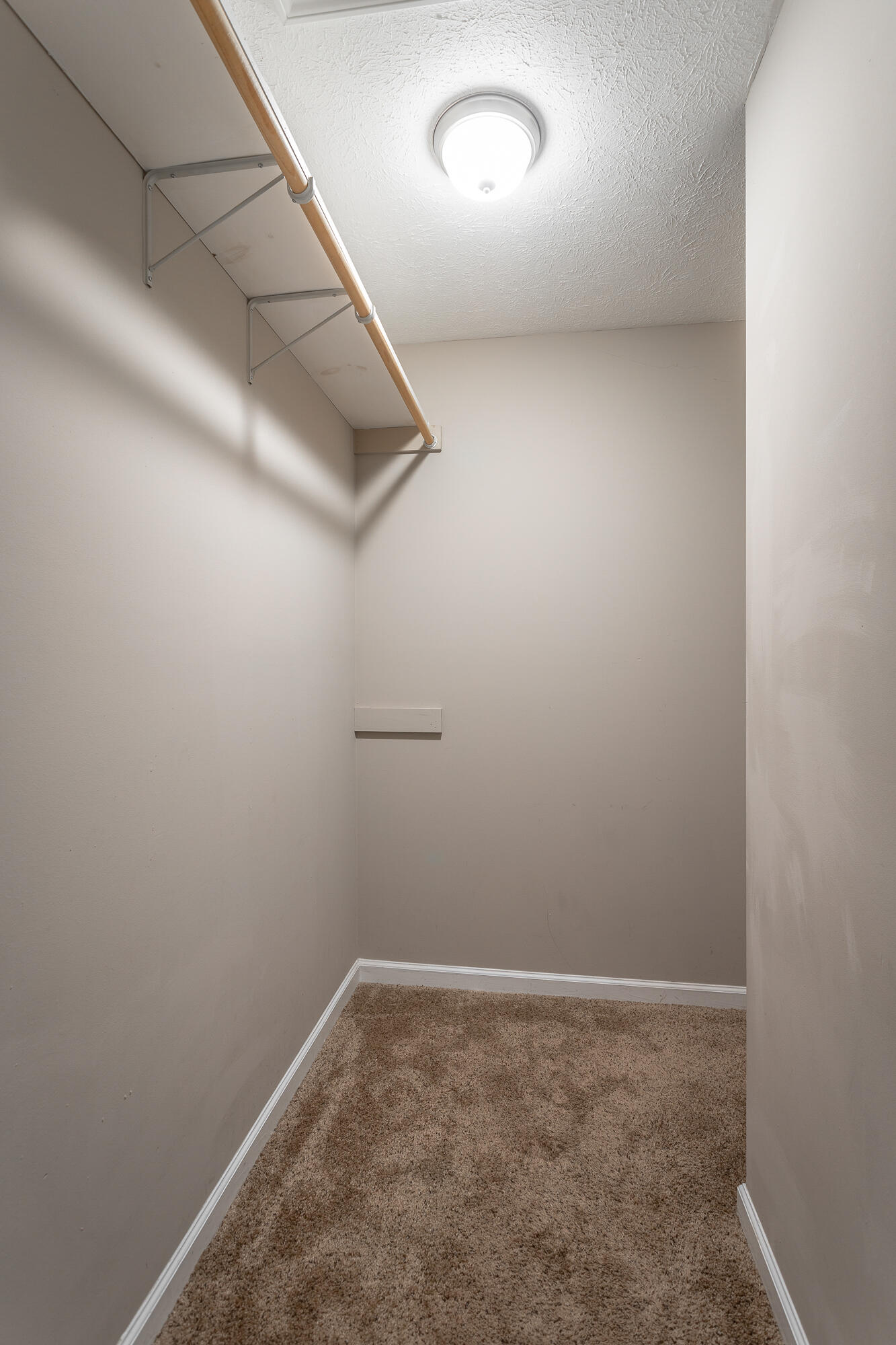601 Gregory Lane, LaFayette