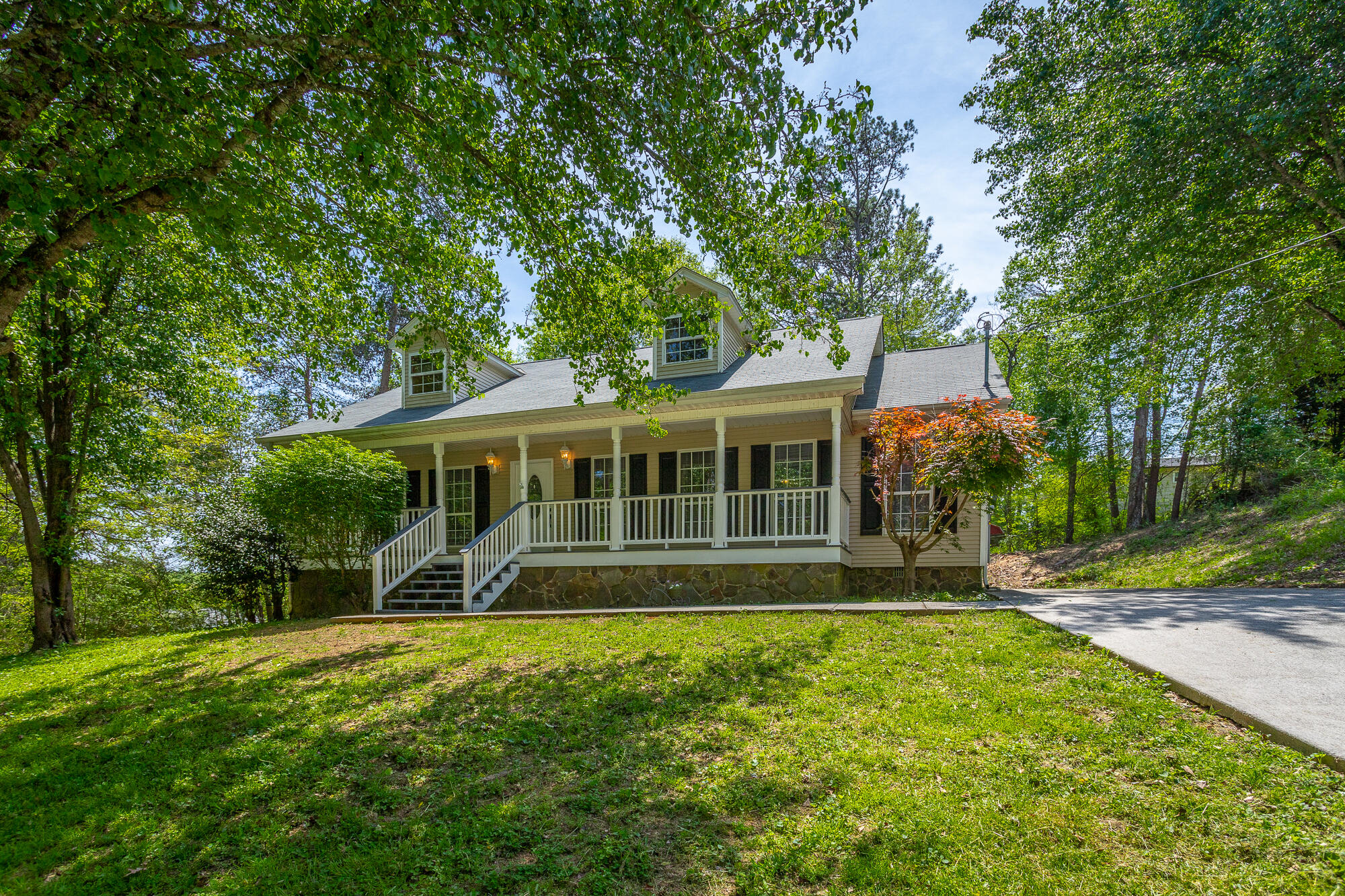 601 Gregory Lane, LaFayette