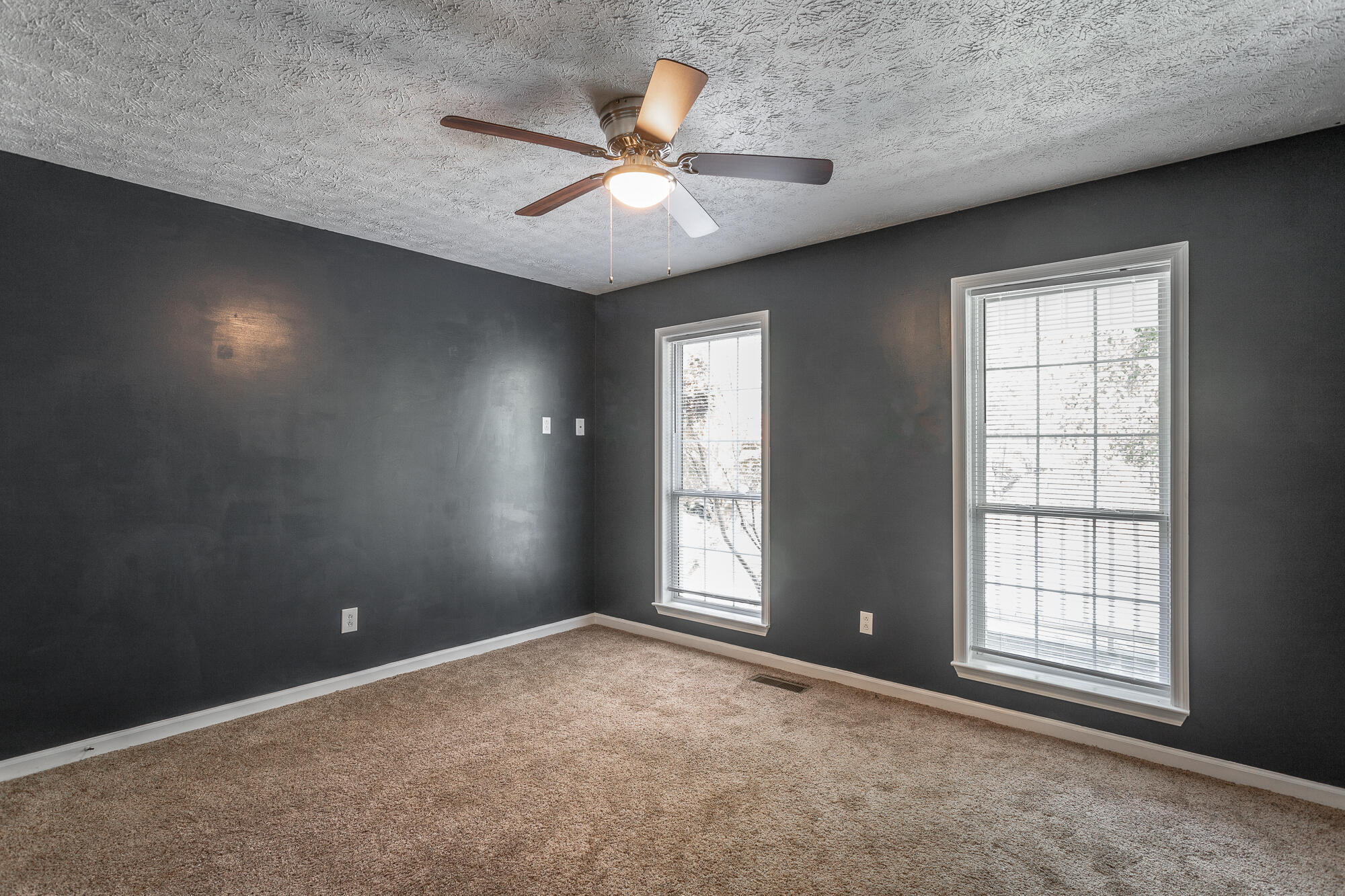 601 Gregory Lane, LaFayette