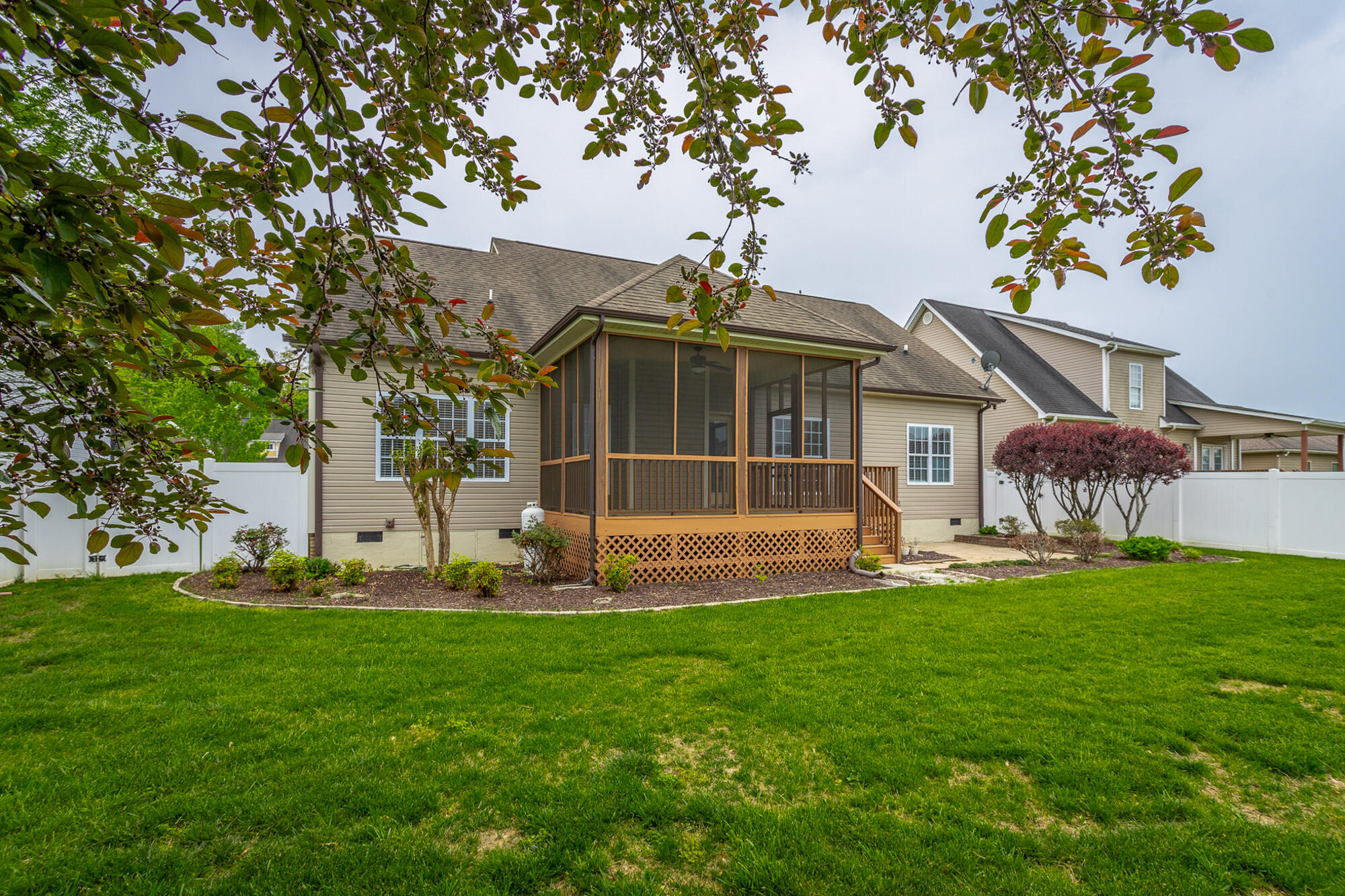 8473 Gracie Mac Ln